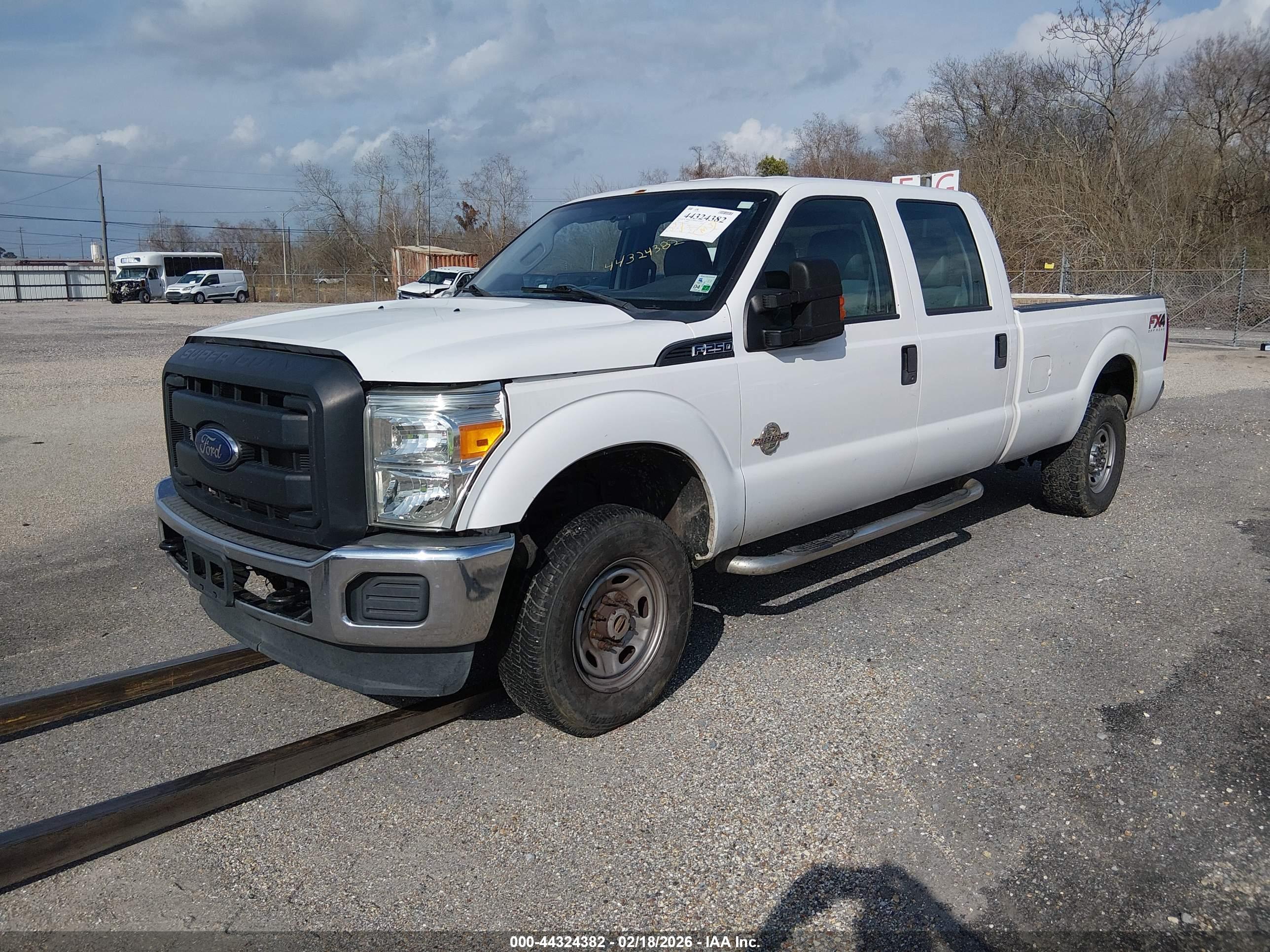 FORD F-250 image 2