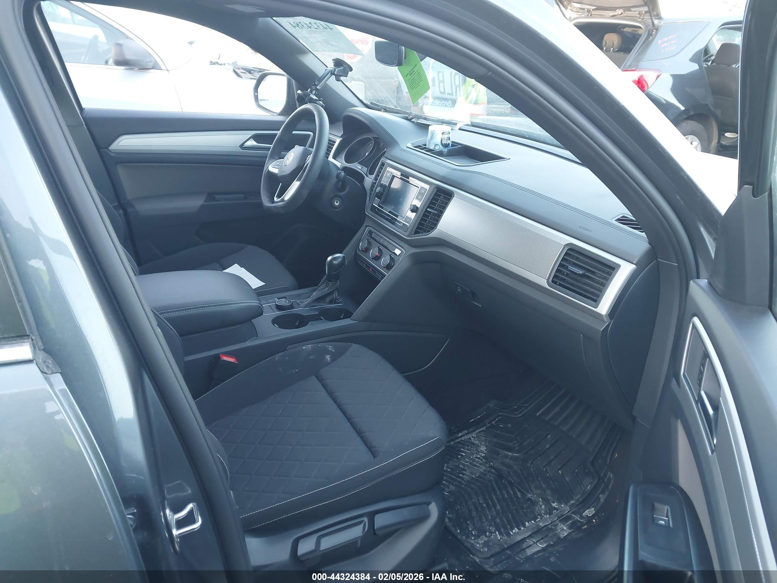 VOLKSWAGEN ATLAS image 5