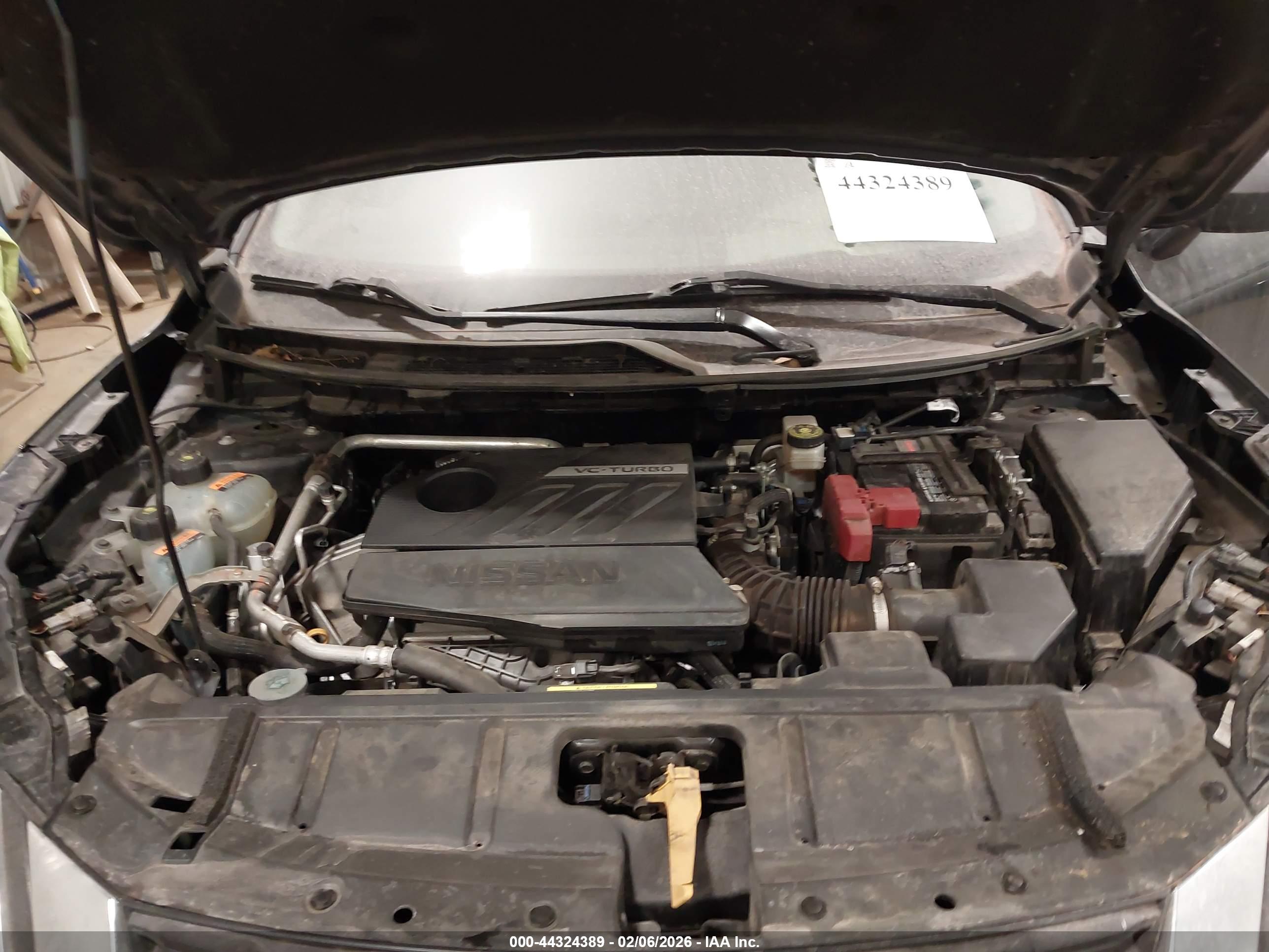 NISSAN ROGUE image 10