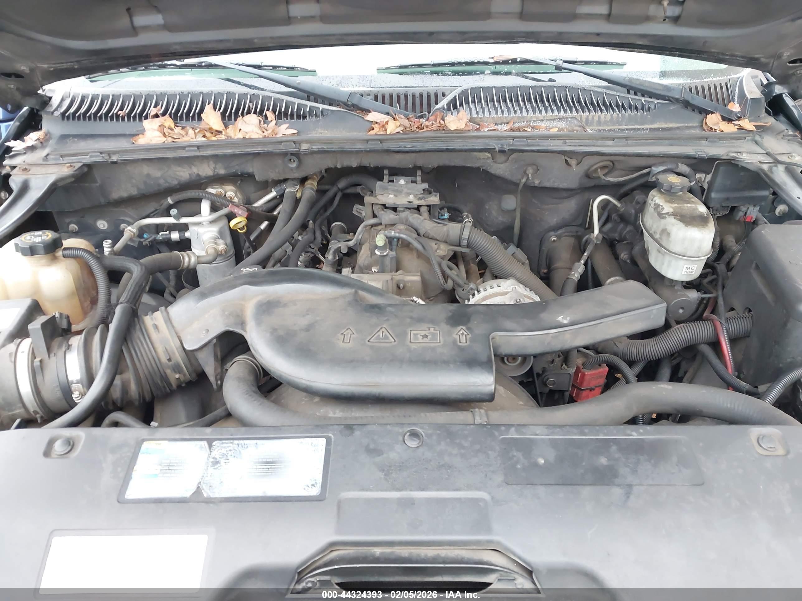 GMC YUKON image 10