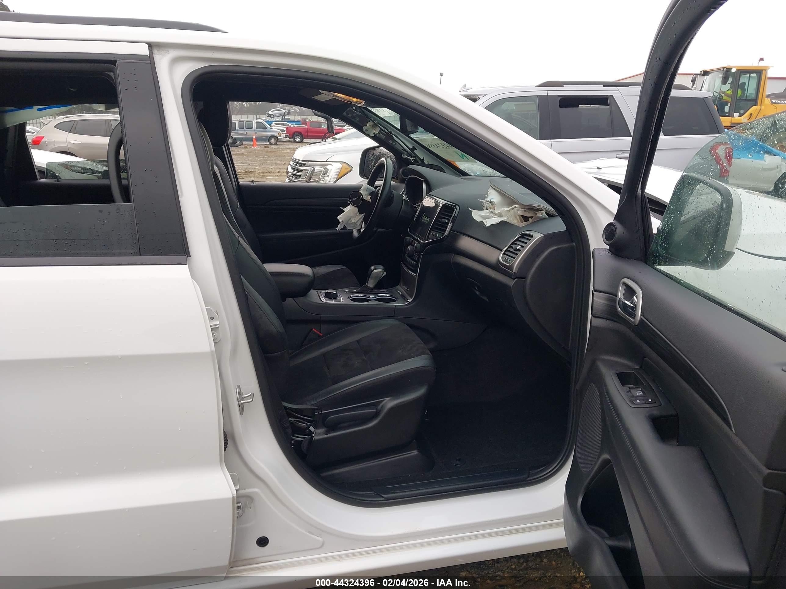 JEEP GRAND image 5