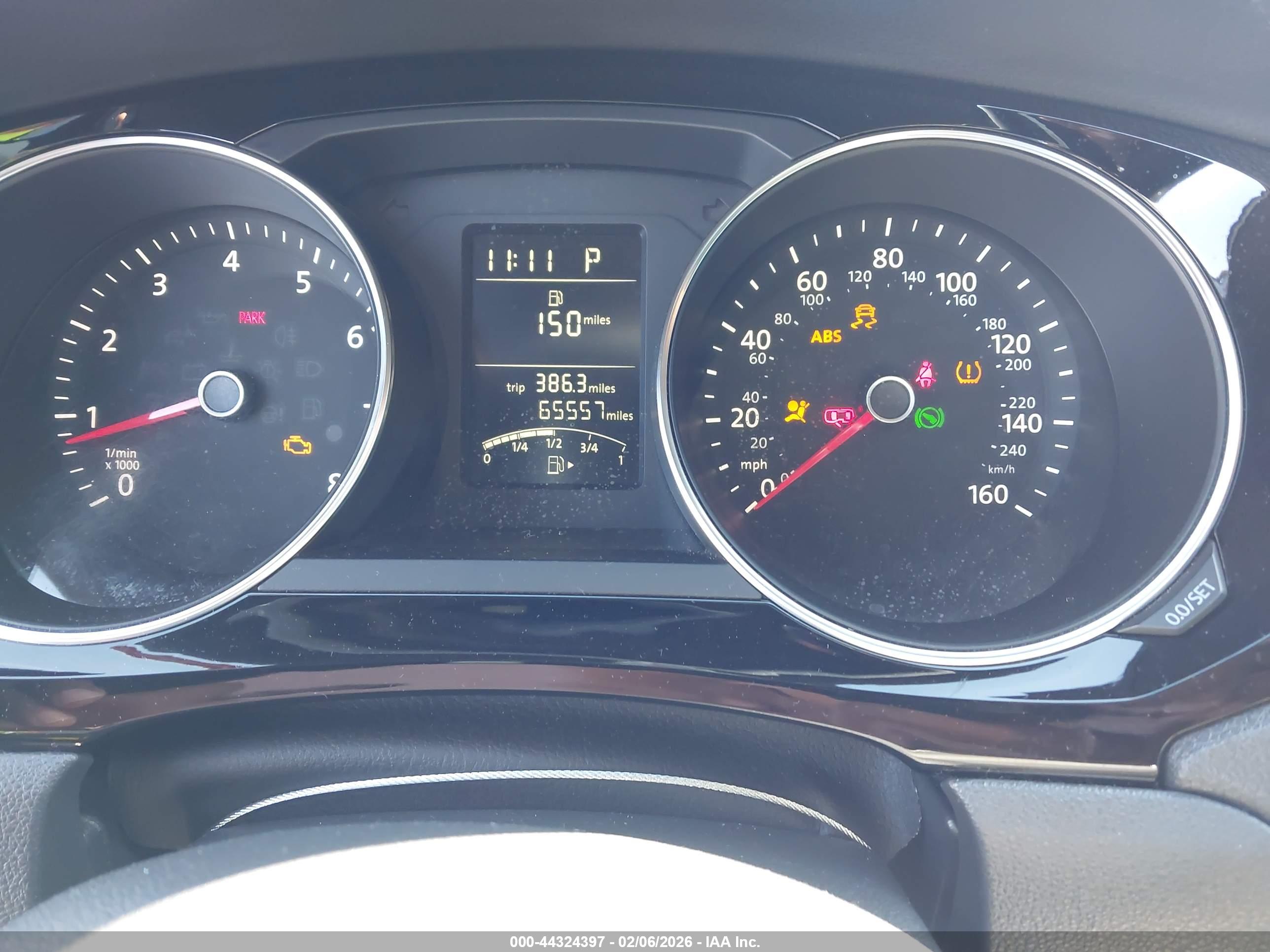 VOLKSWAGEN JETTA image 7