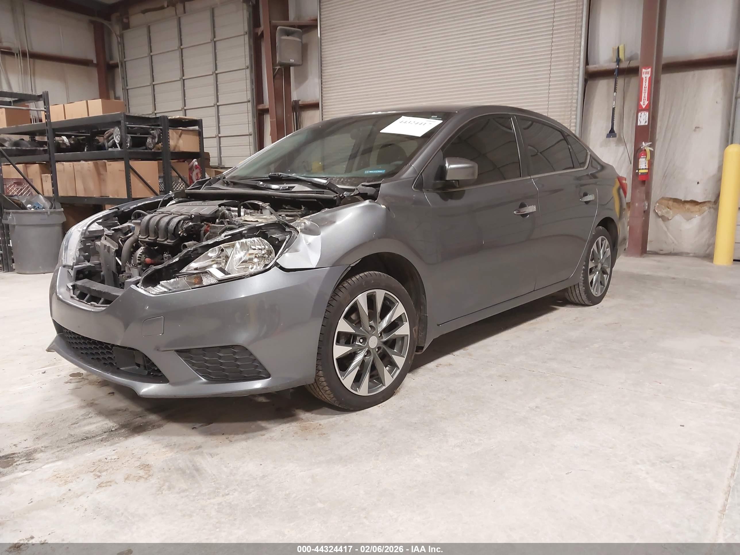 NISSAN SENTRA image 2