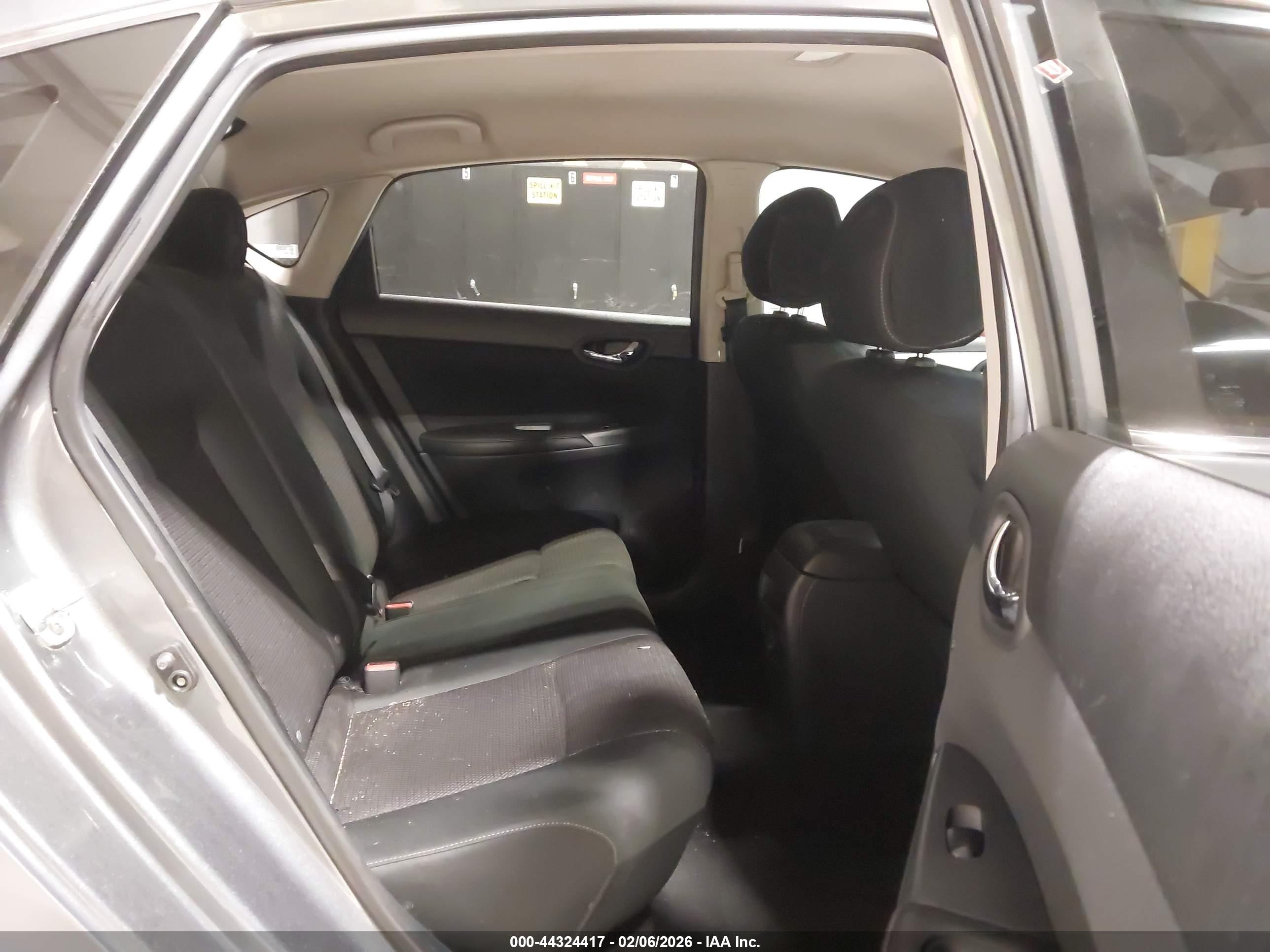 NISSAN SENTRA image 8