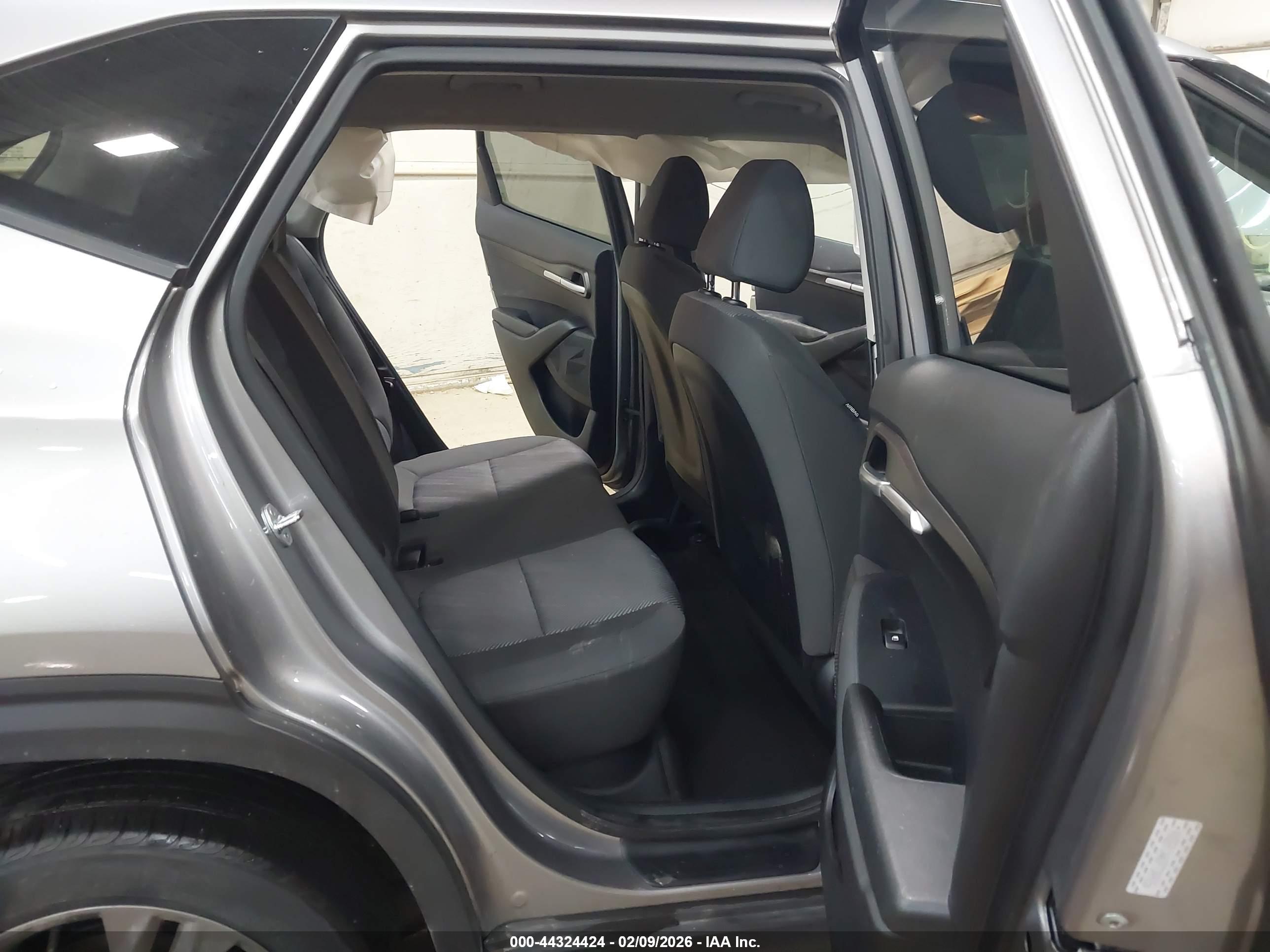 KIA SELTOS image 8
