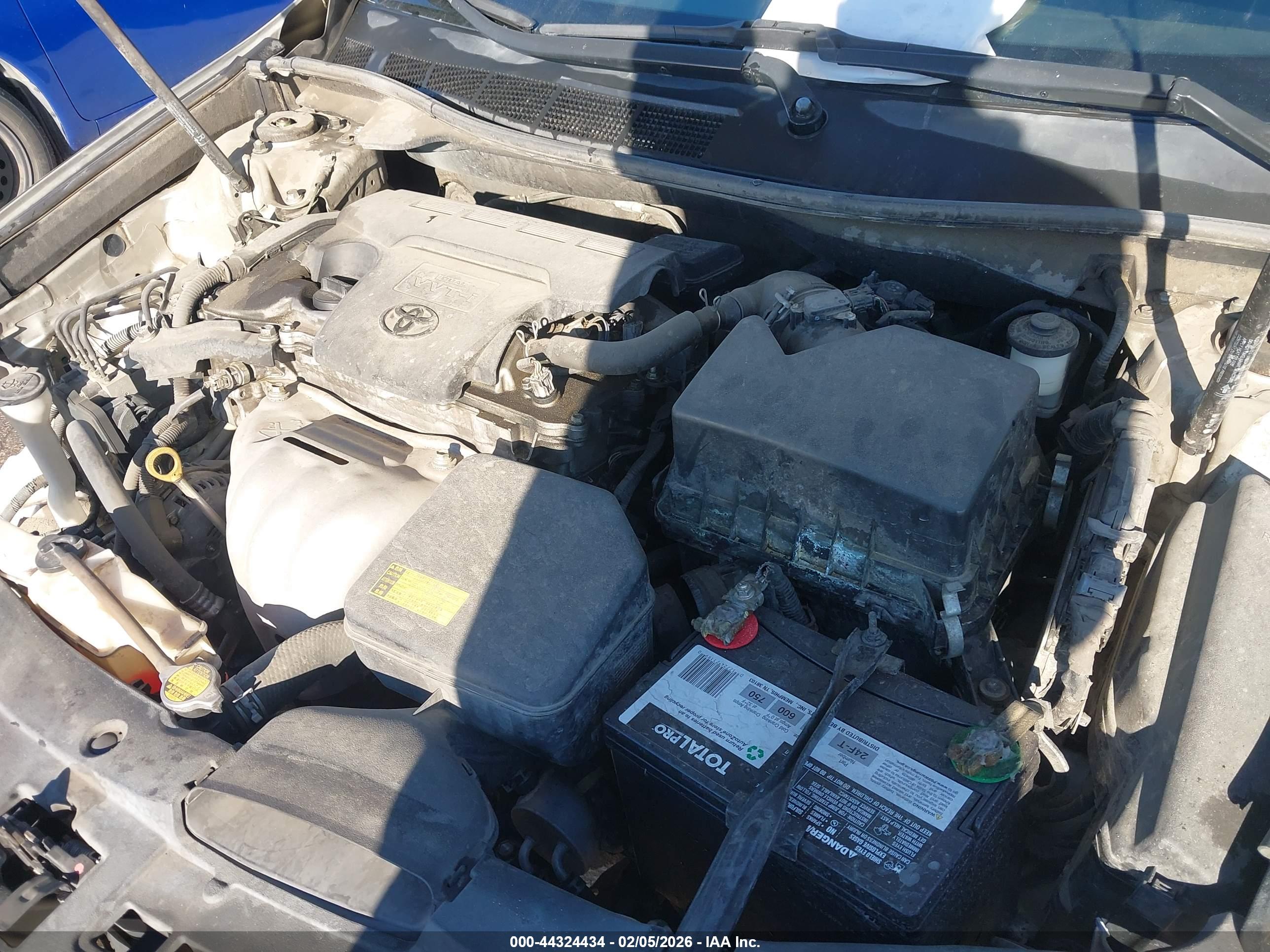 TOYOTA CAMRY image 10