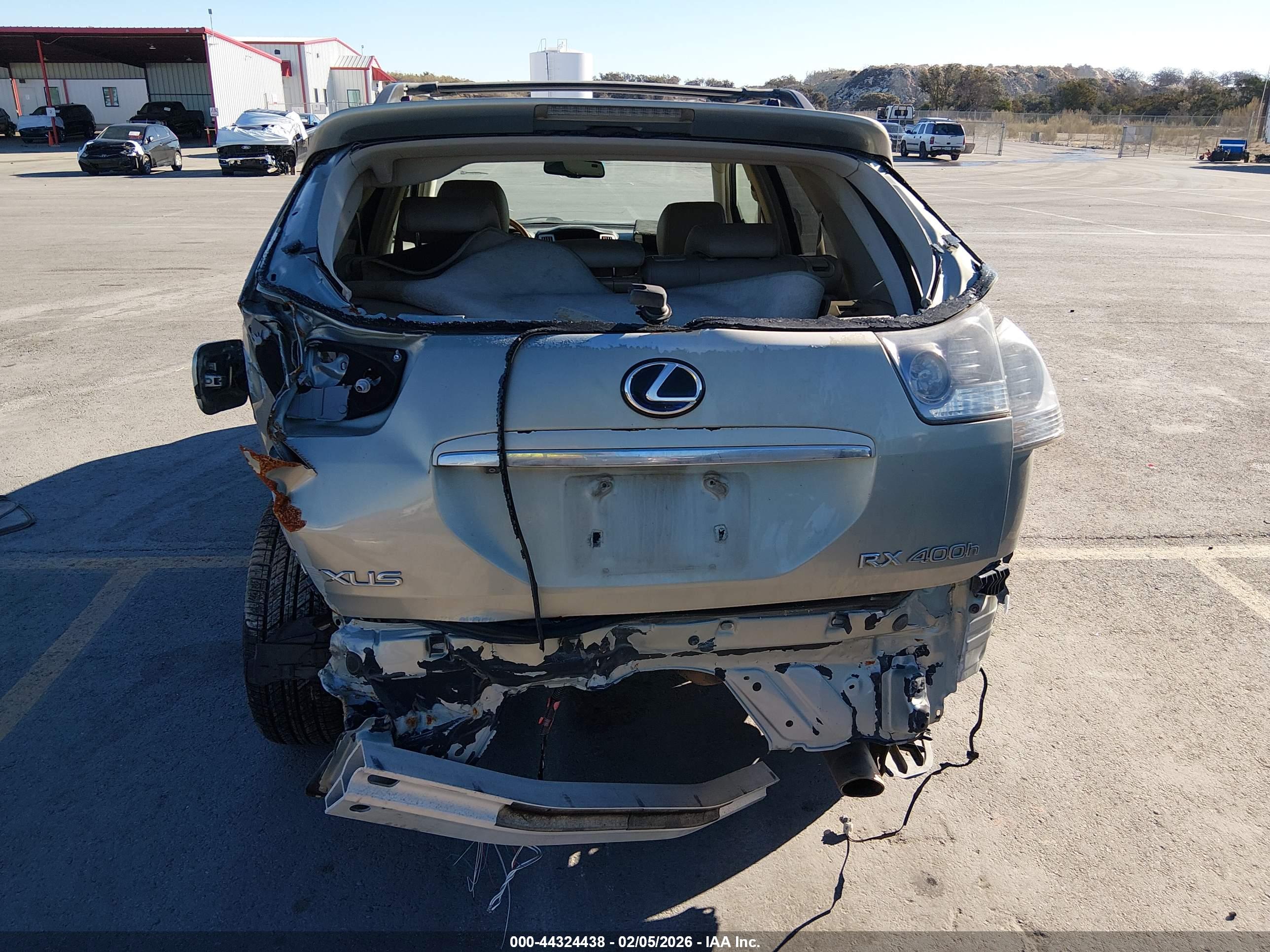 LEXUS RX image 6