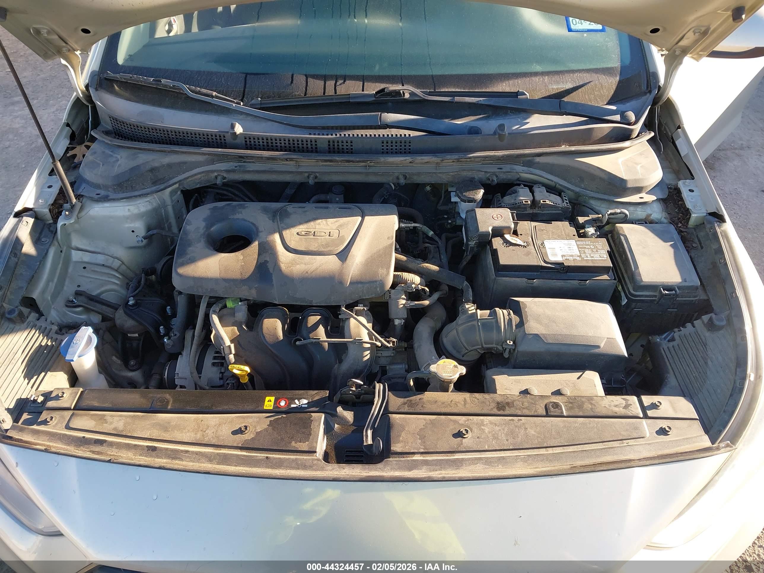 HYUNDAI ACCENT image 10
