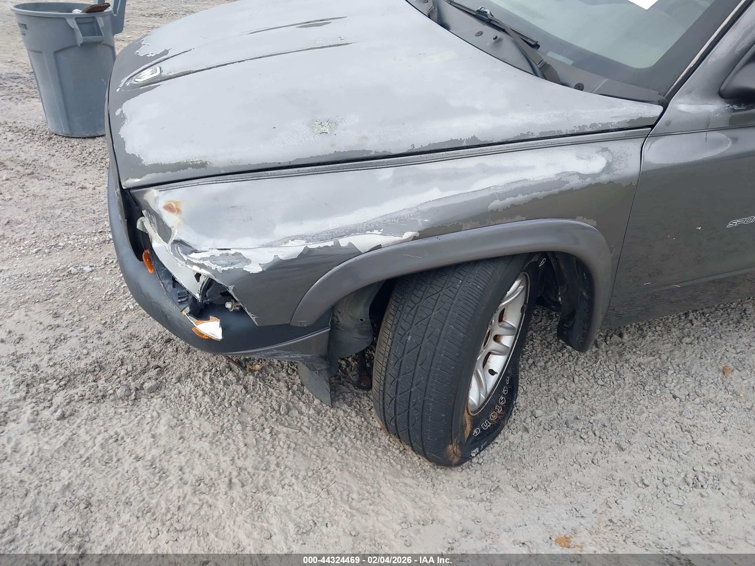 DODGE DAKOTA image 6
