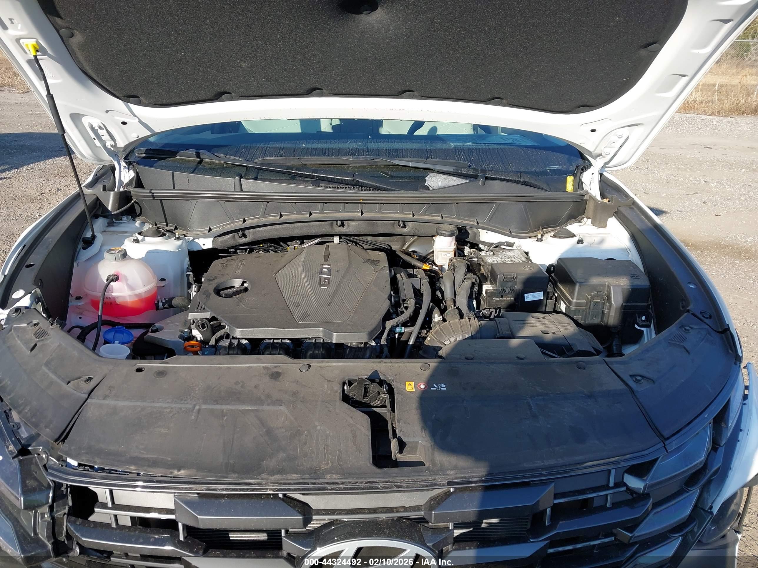 HYUNDAI TUCSON image 10
