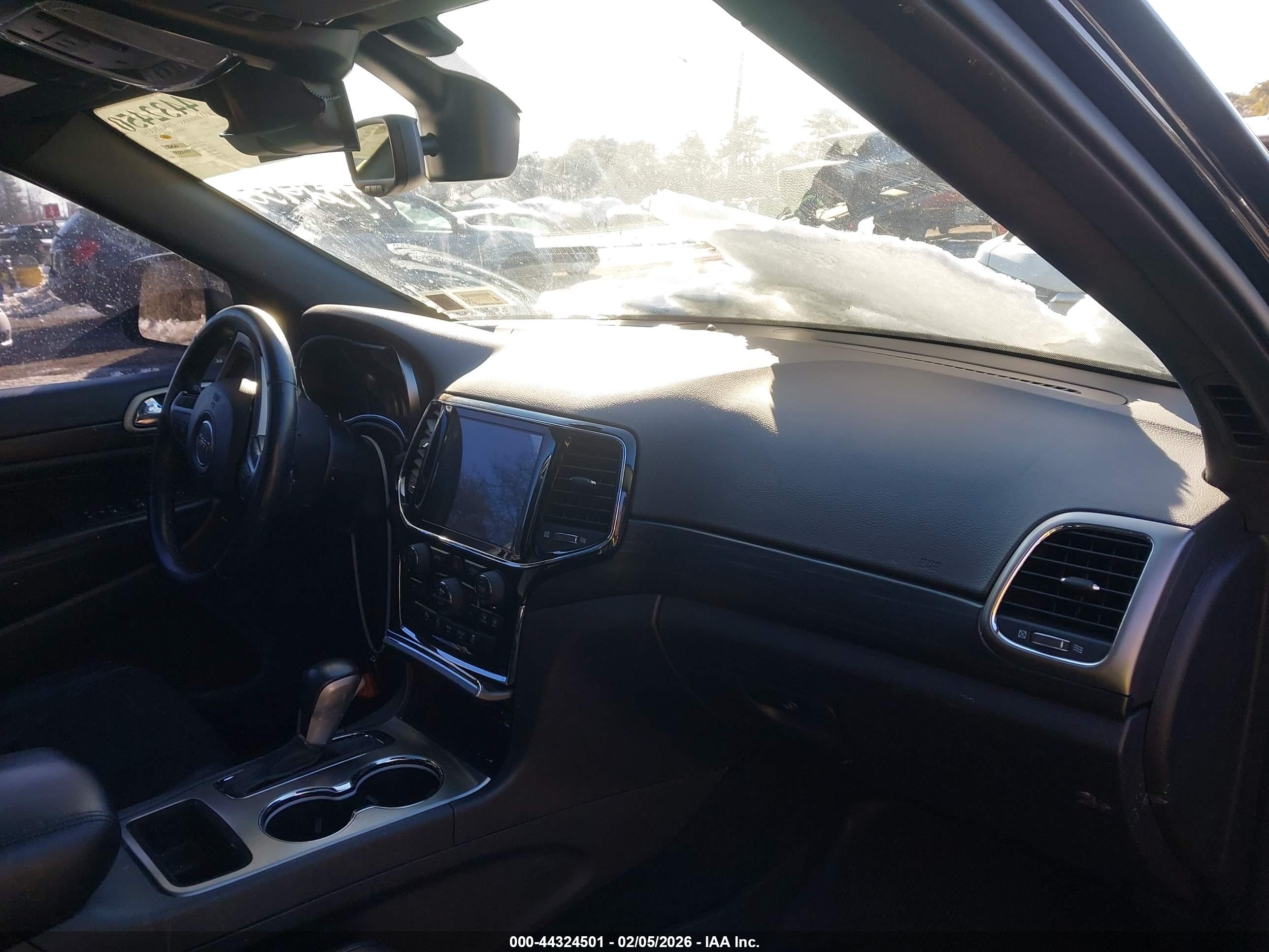 JEEP GRAND image 5