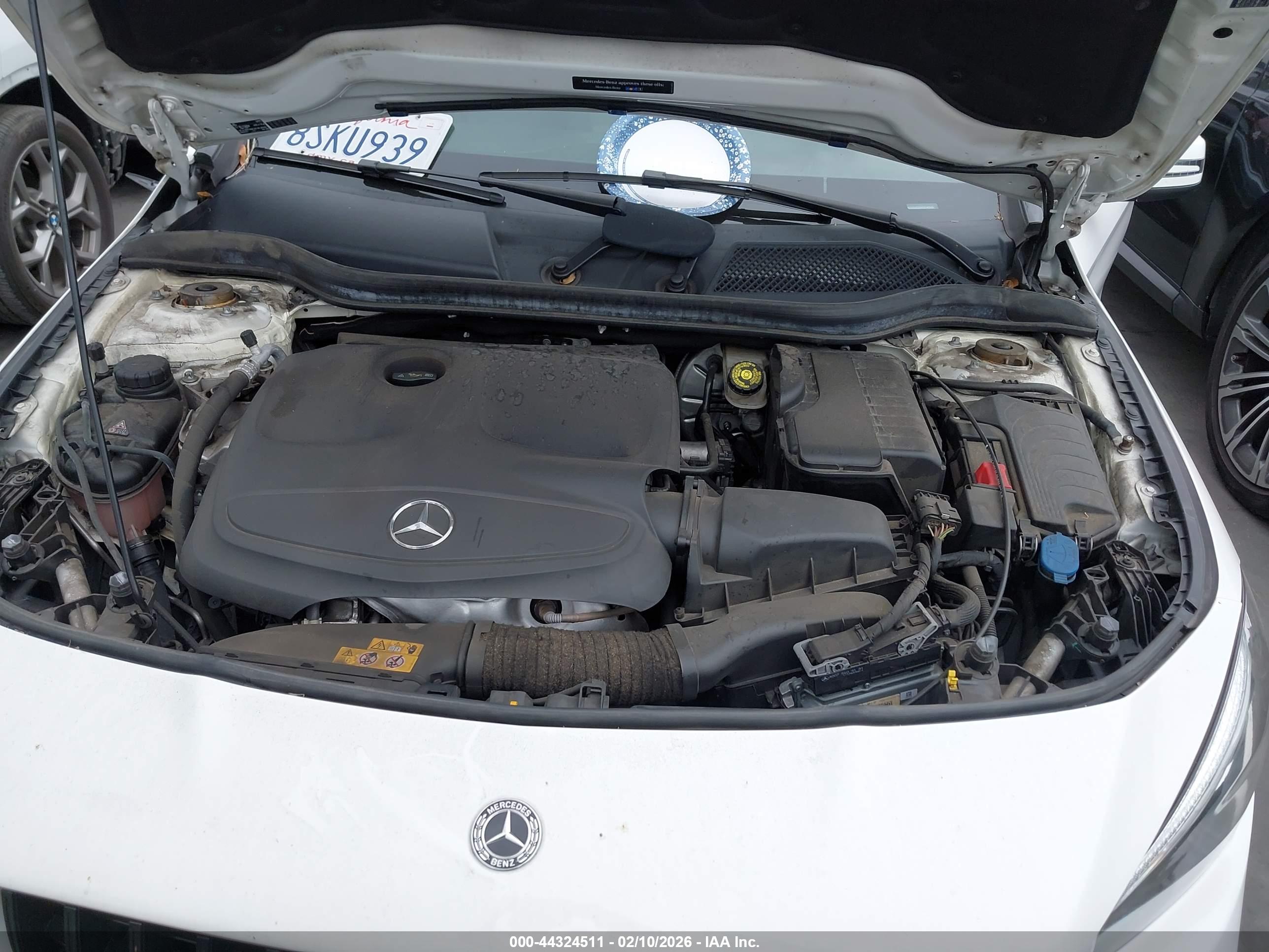 MERCEDES-BENZ CLA image 10