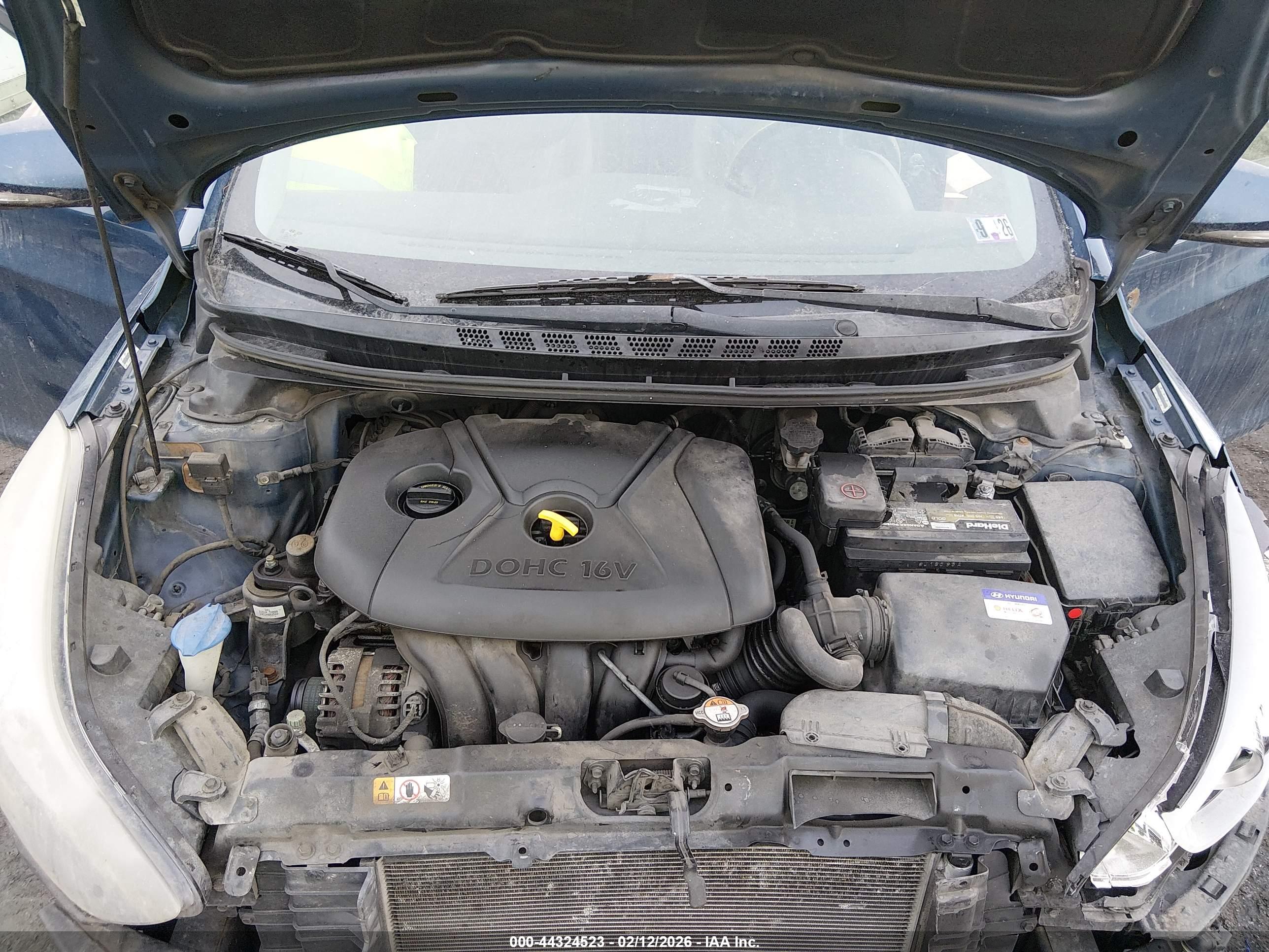 HYUNDAI ELANTRA image 10