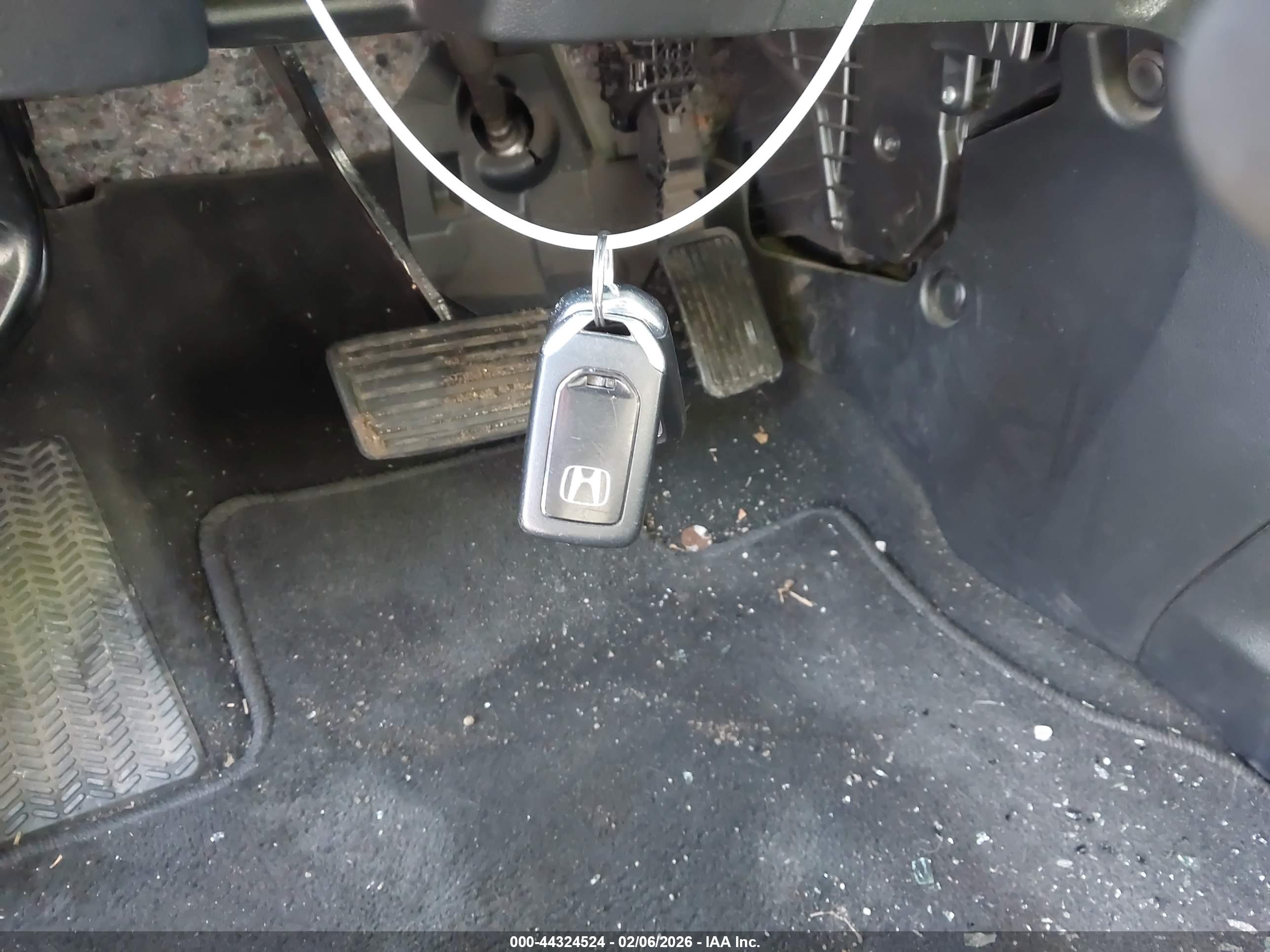 HONDA CR-V image 11