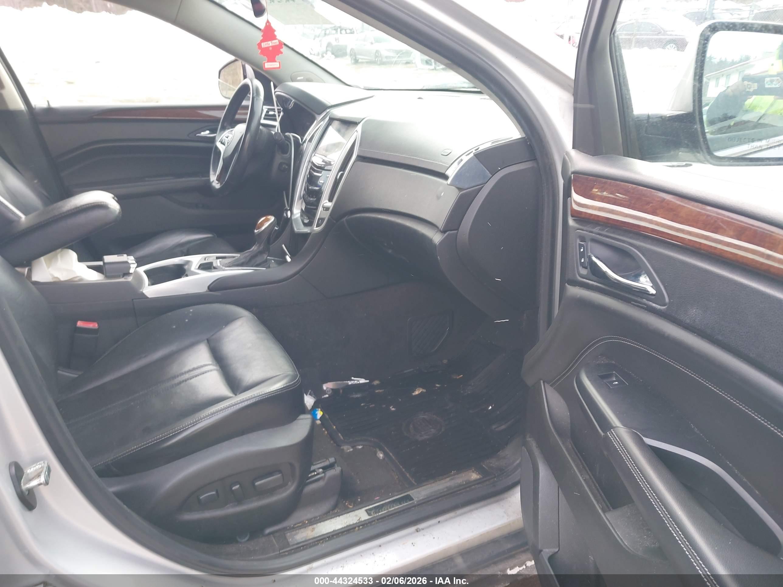 CADILLAC SRX image 5