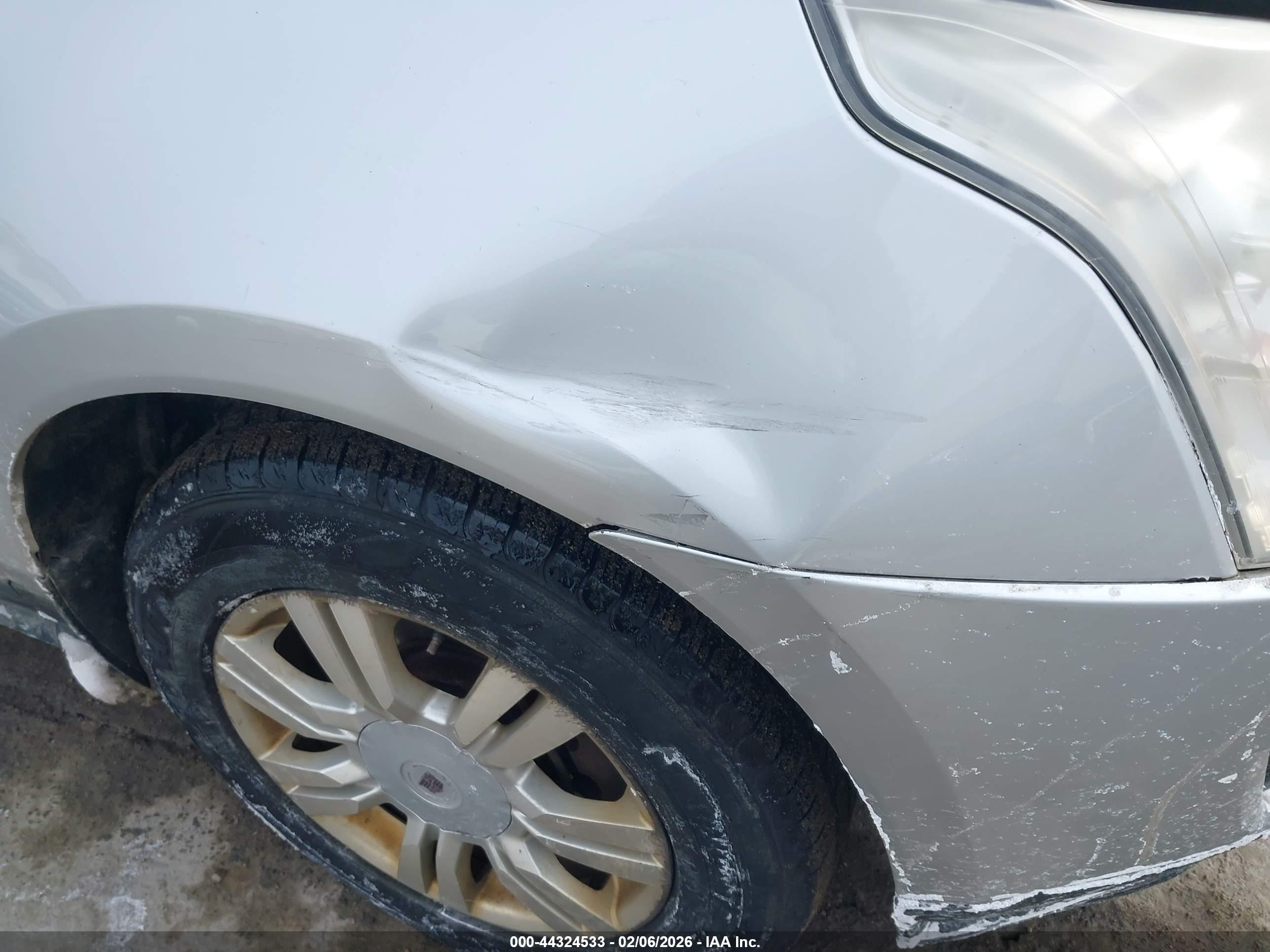 CADILLAC SRX image 6