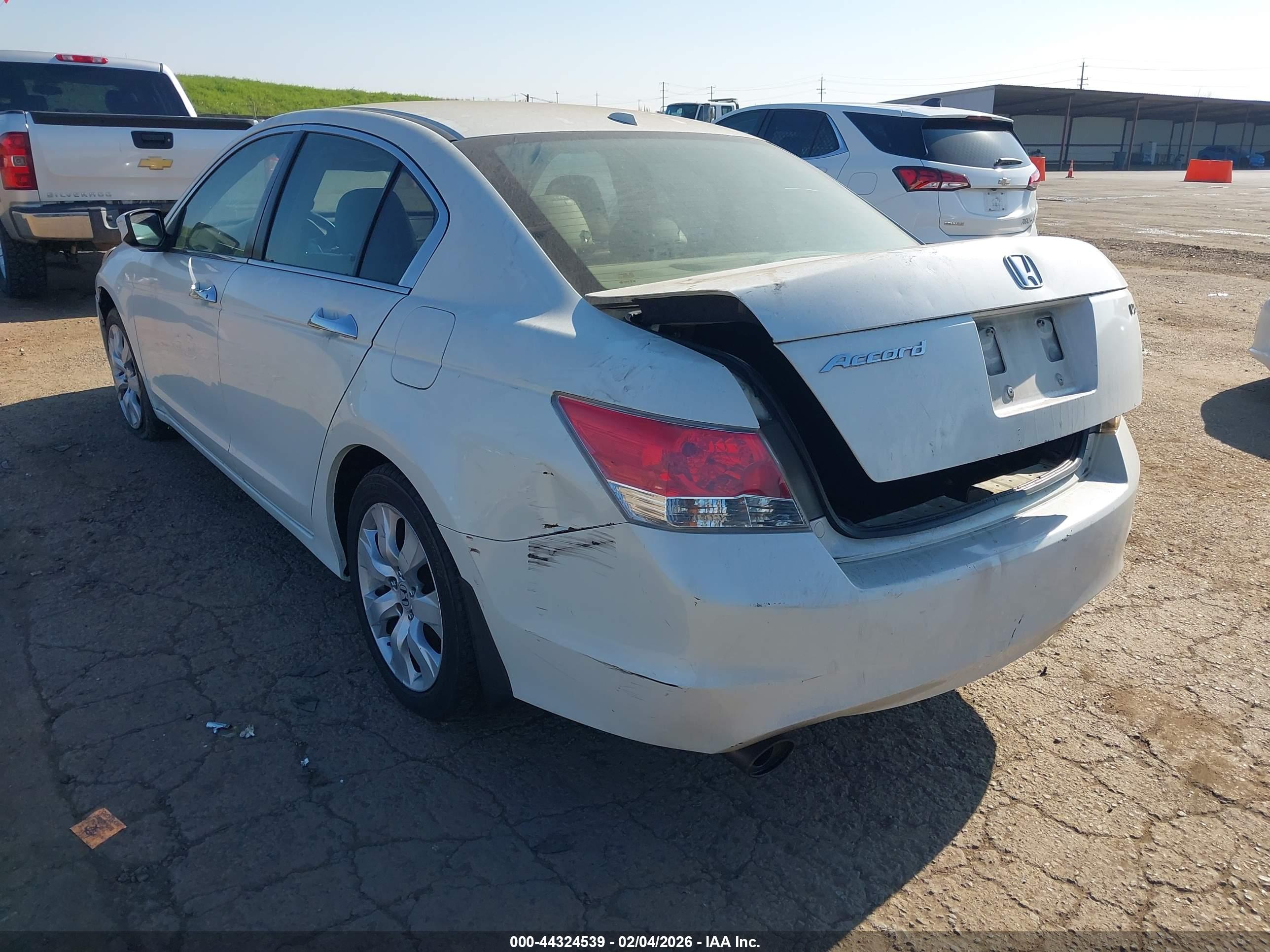 HONDA ACCORD image 3