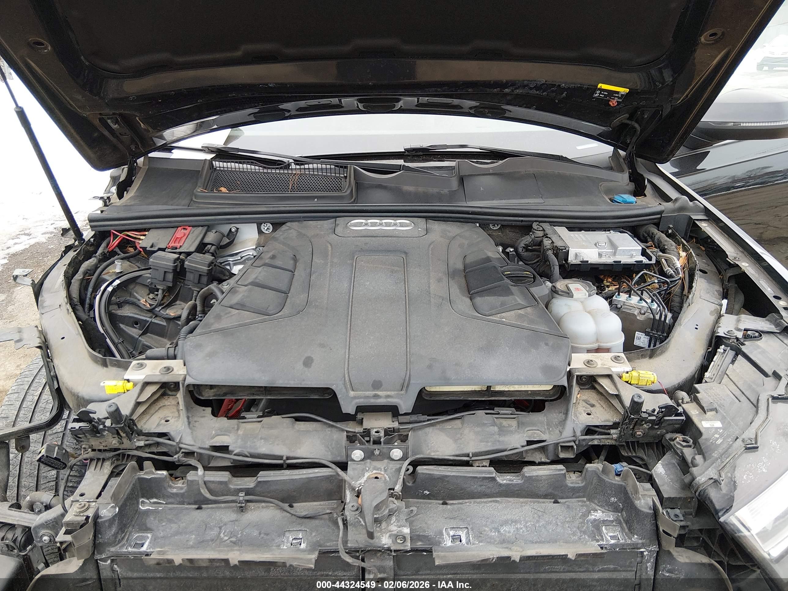 AUDI Q7 image 10