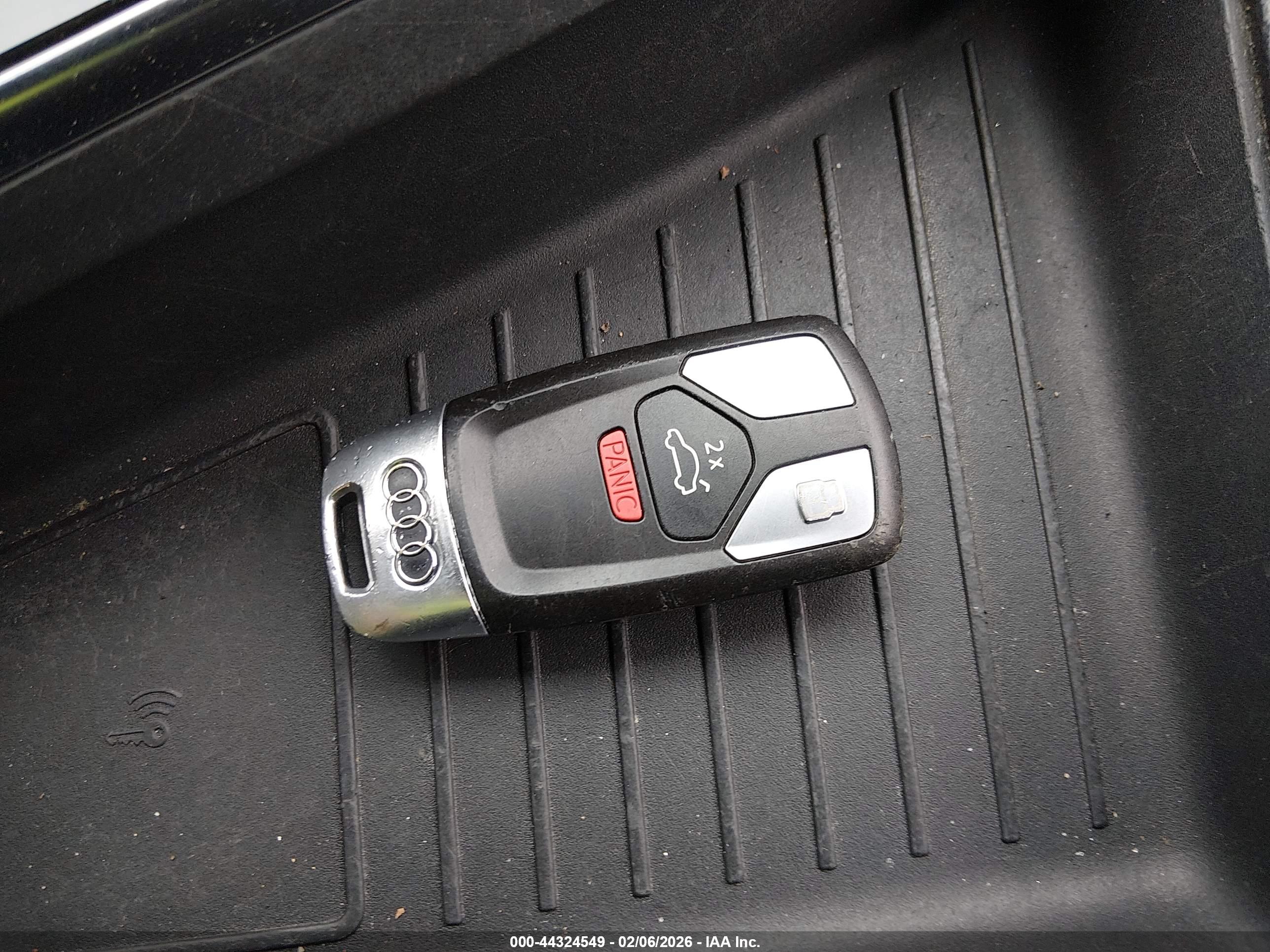 AUDI Q7 image 11