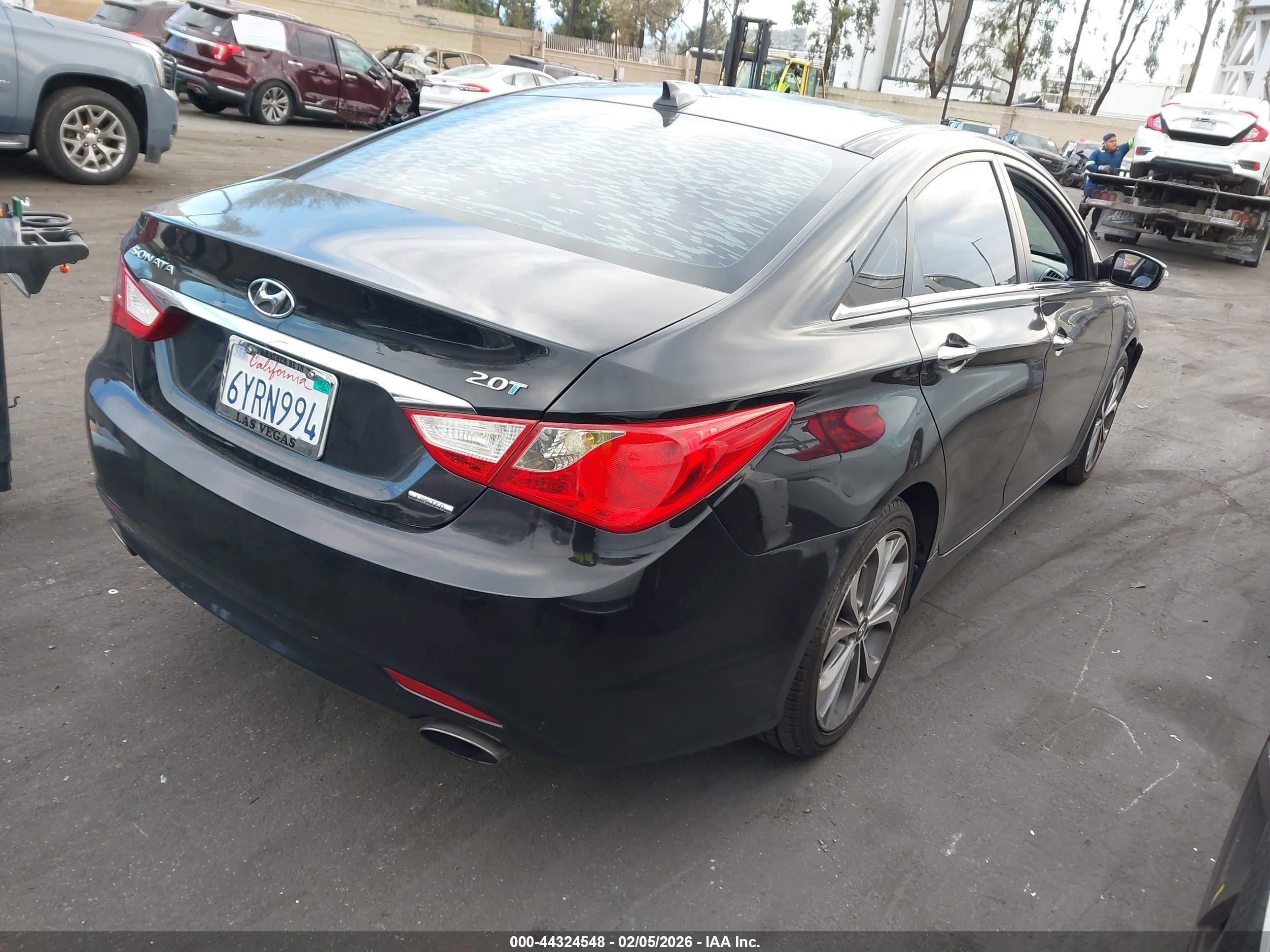 HYUNDAI SONATA image 4