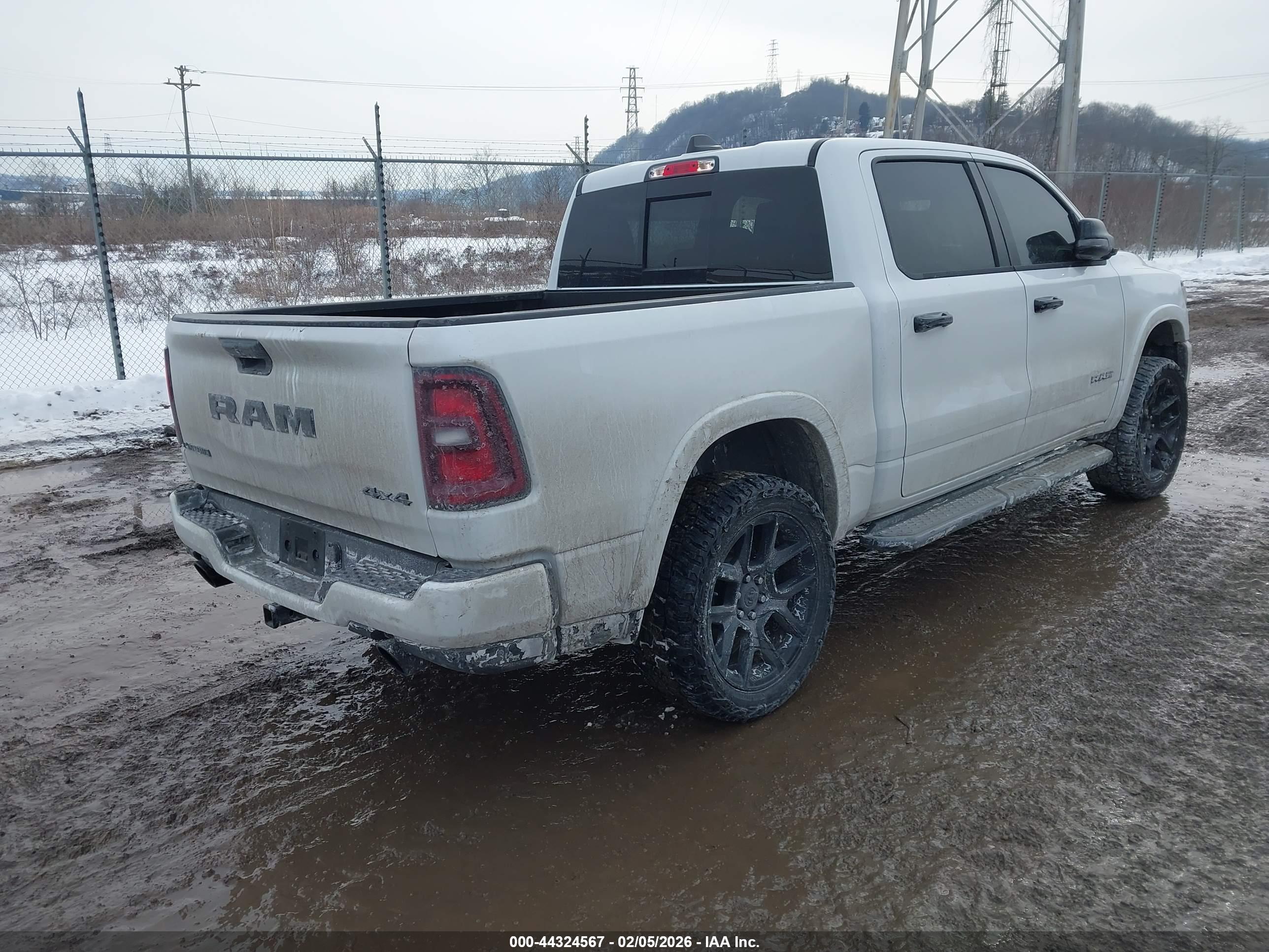 RAM 1500 image 4