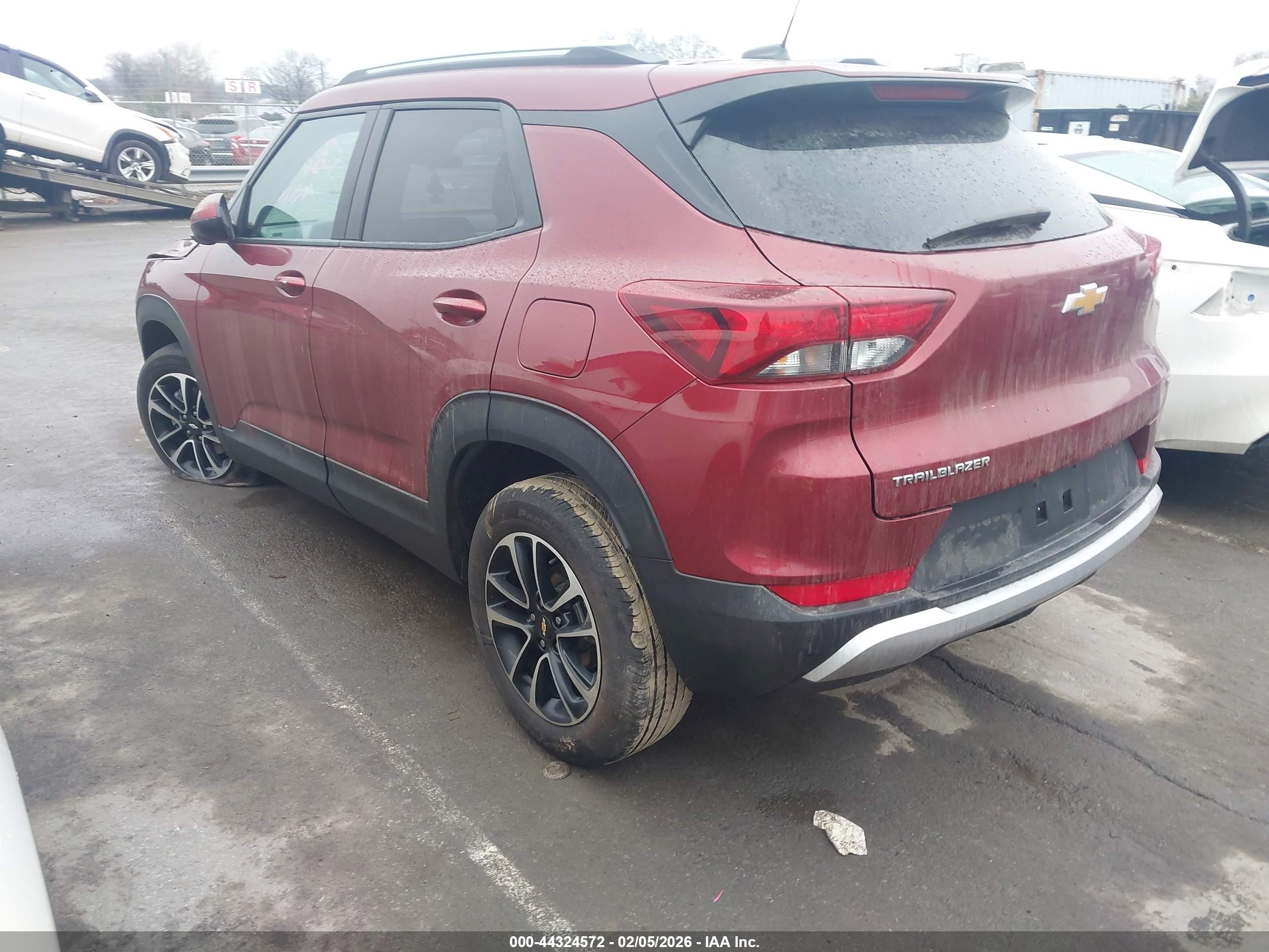 CHEVROLET TRAILBLAZER image 3