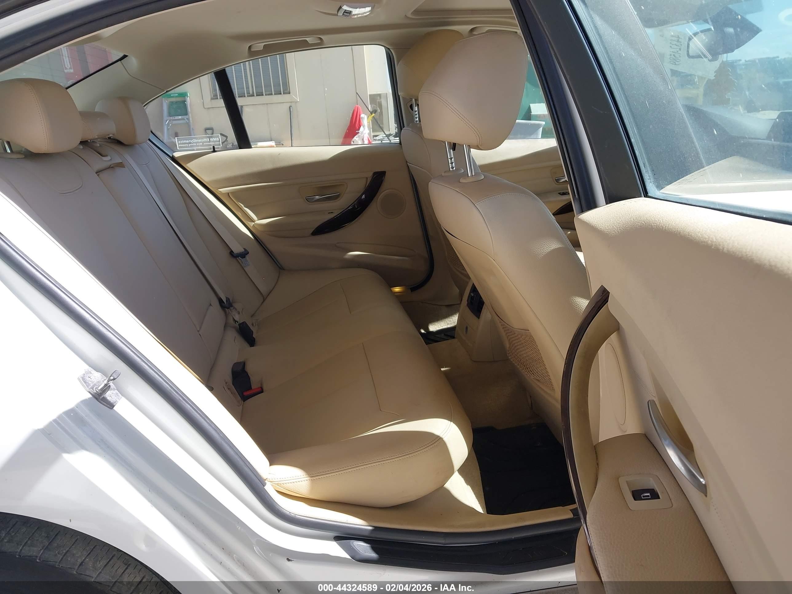 BMW 328I image 8