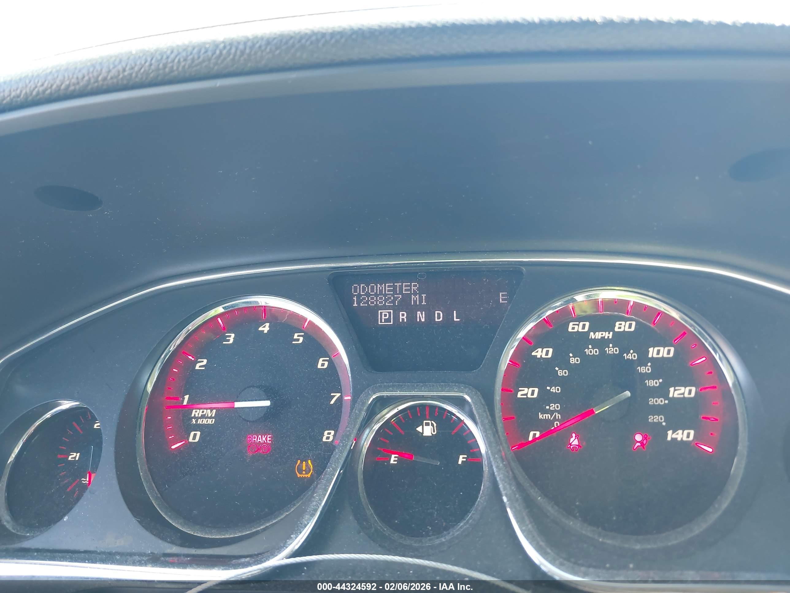 GMC ACADIA image 7
