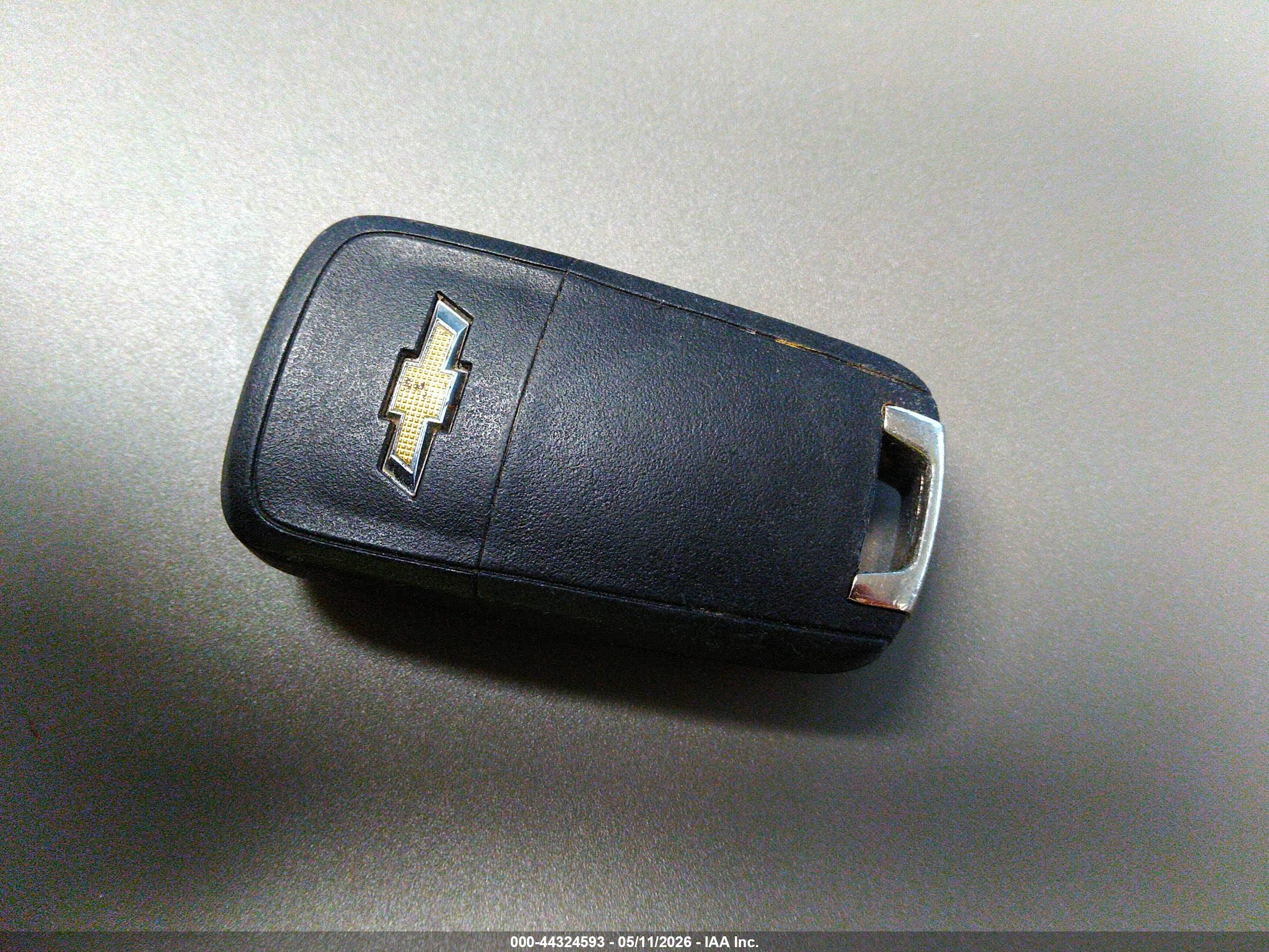 CHEVROLET TRAVERSE image 11
