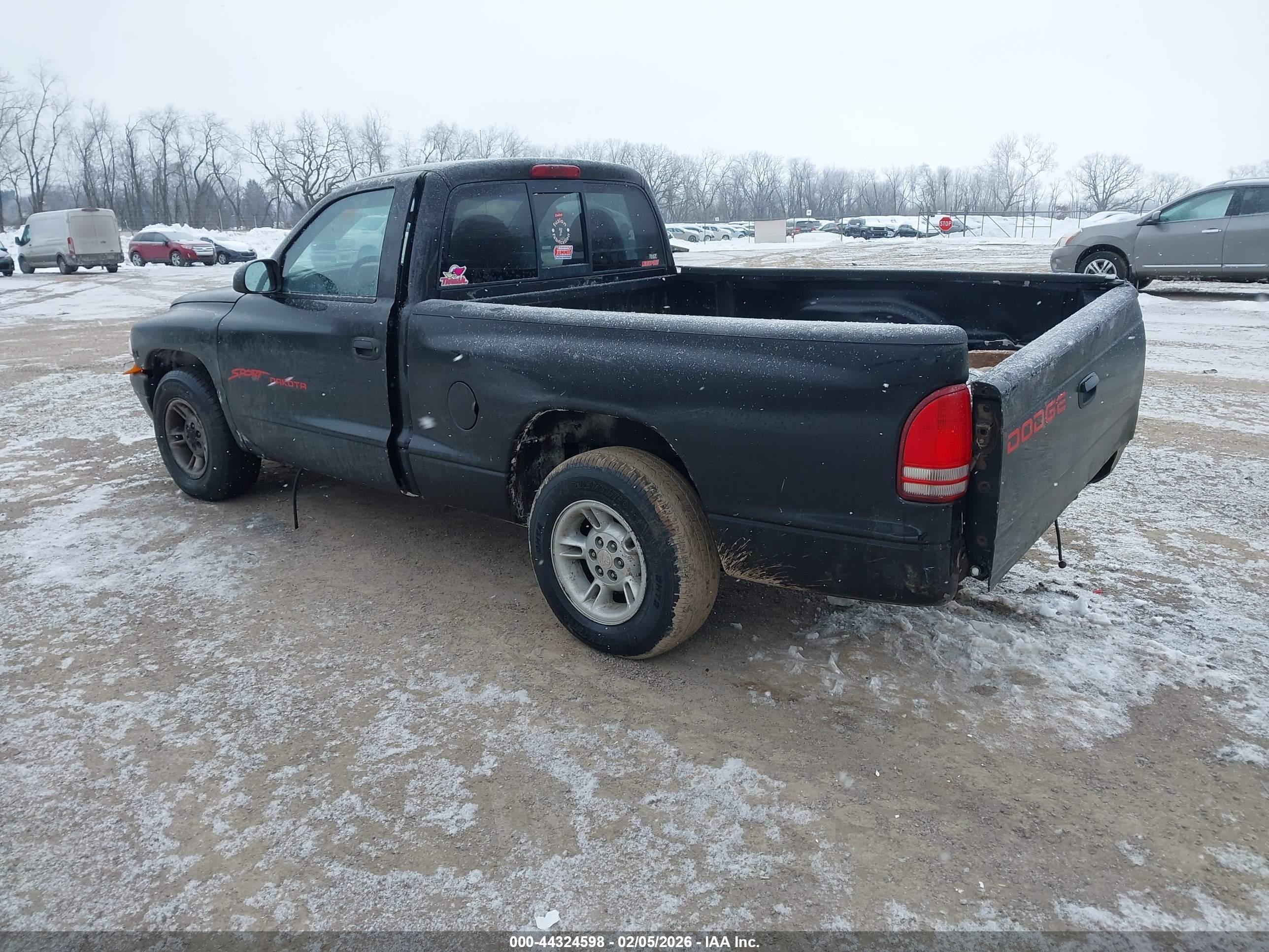 DODGE DAKOTA image 3