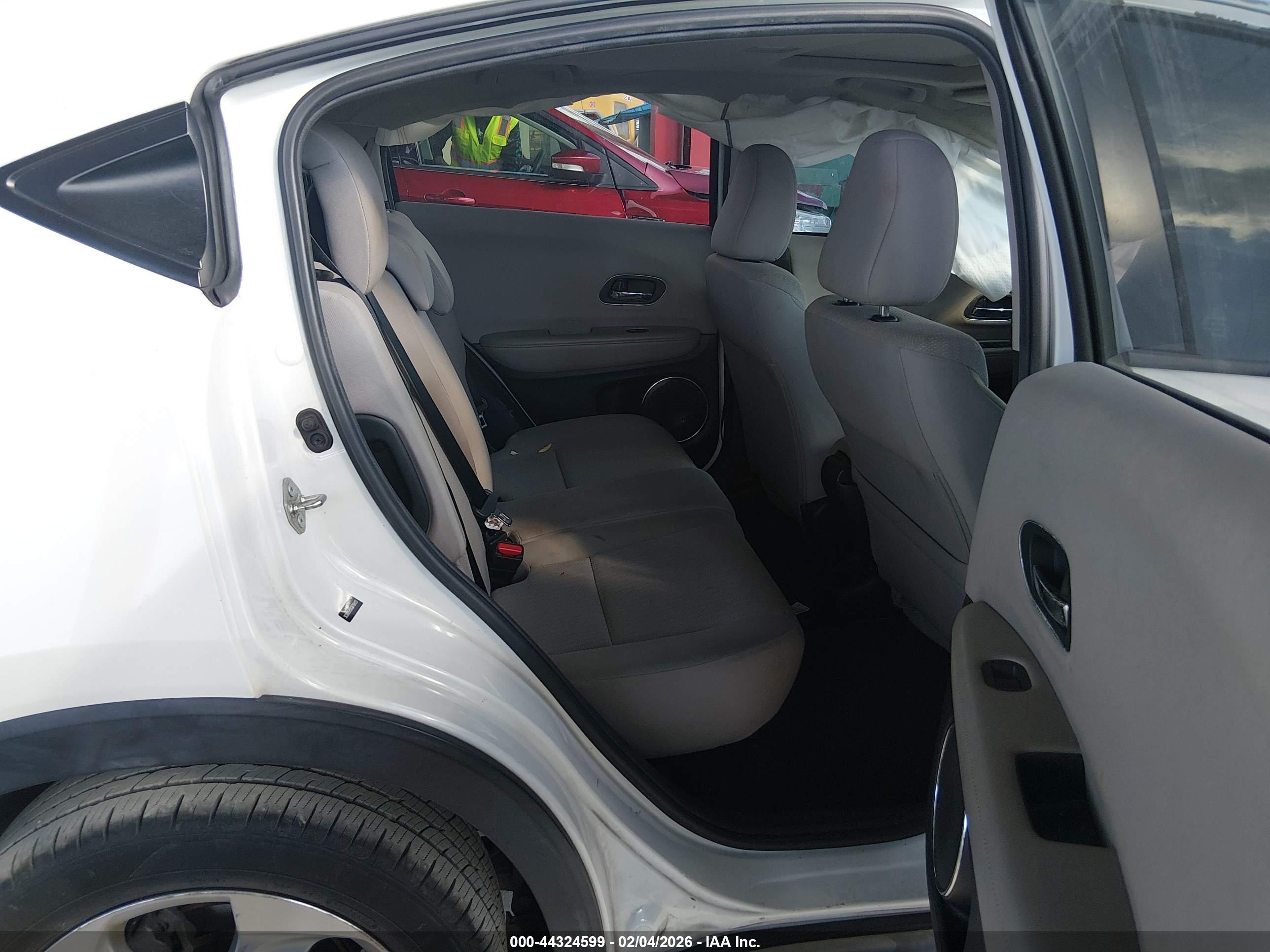 HONDA HR-V image 8