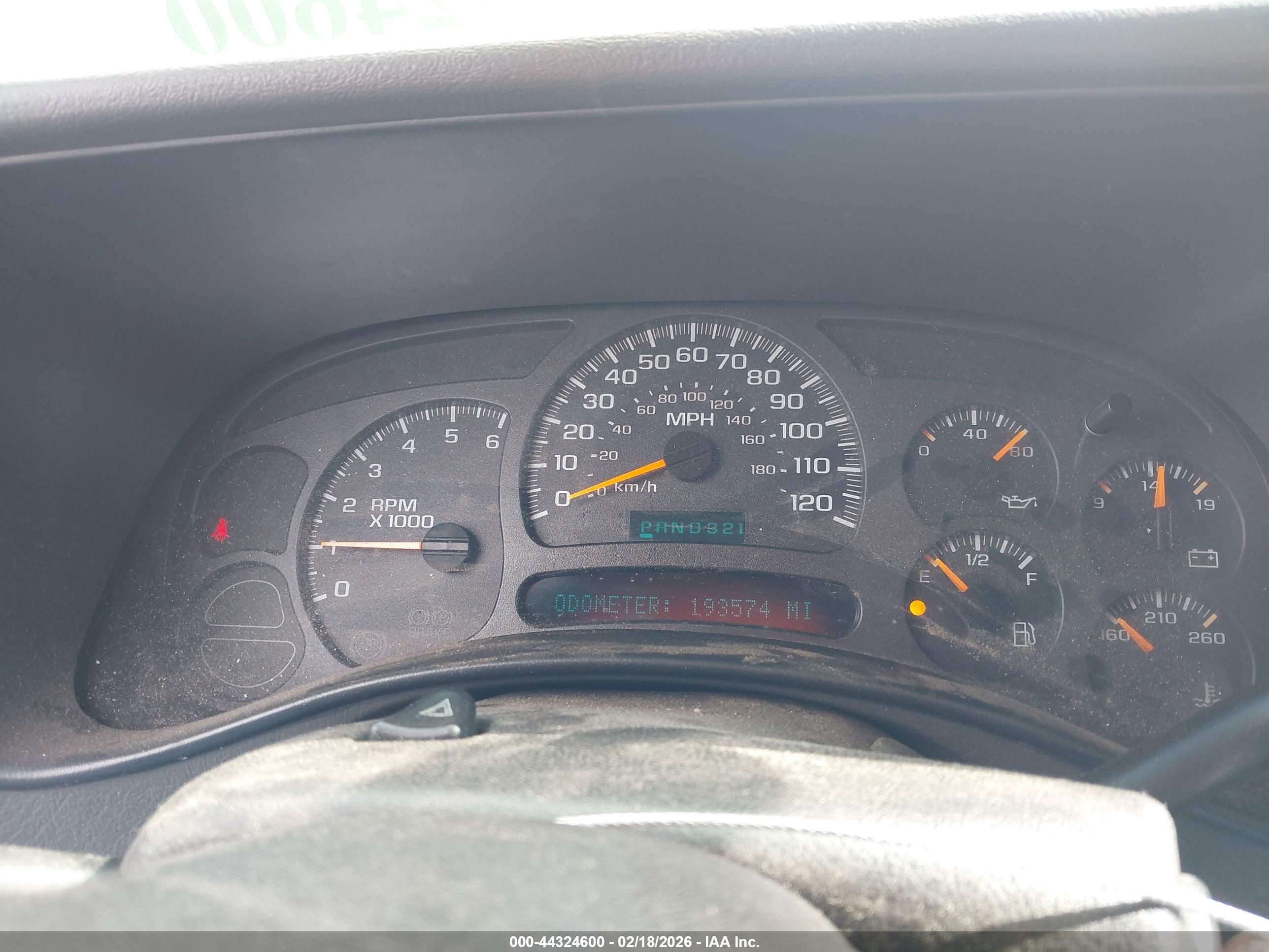 CHEVROLET TAHOE image 7