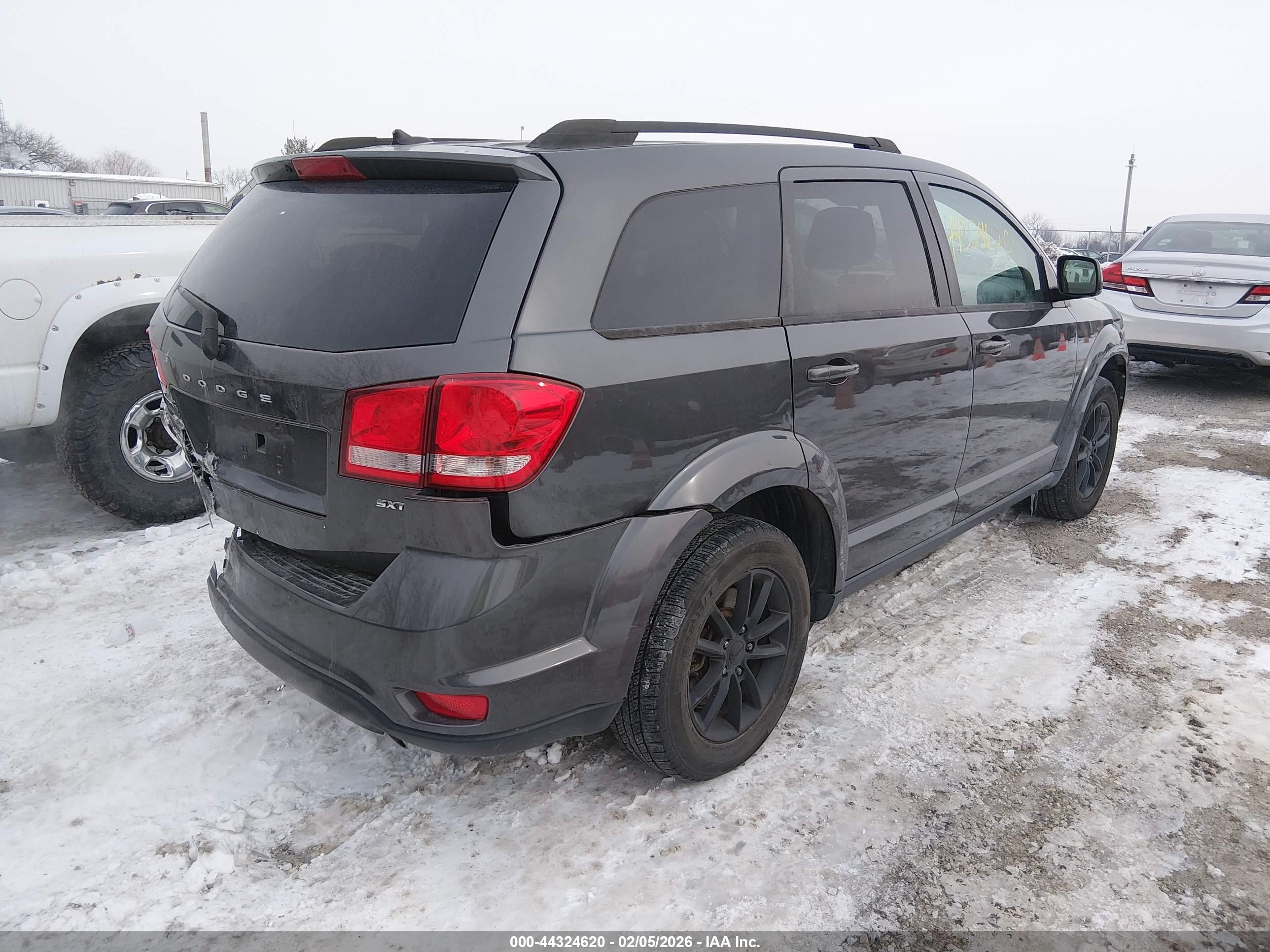 DODGE JOURNEY image 4