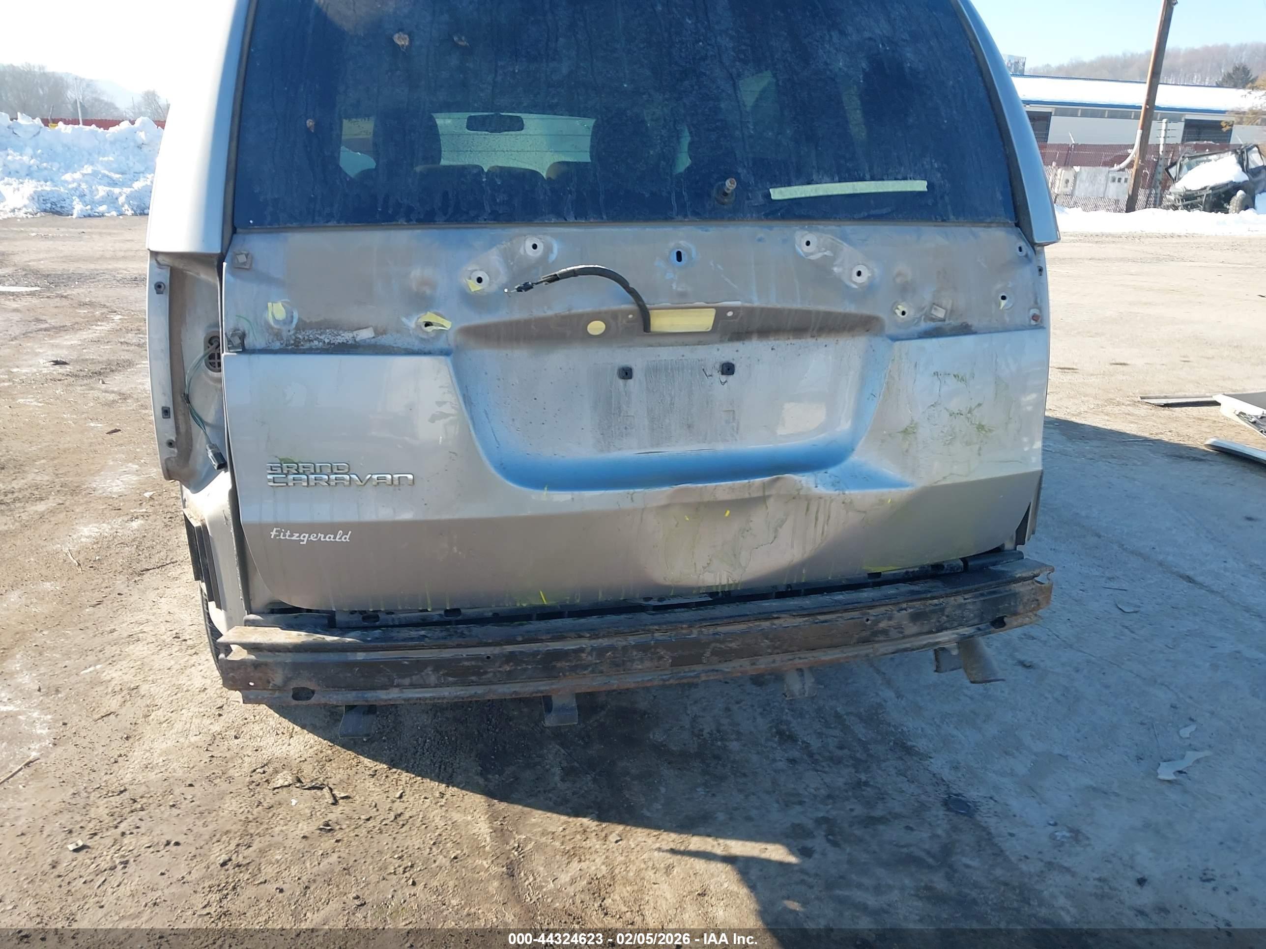 DODGE GRAND image 6