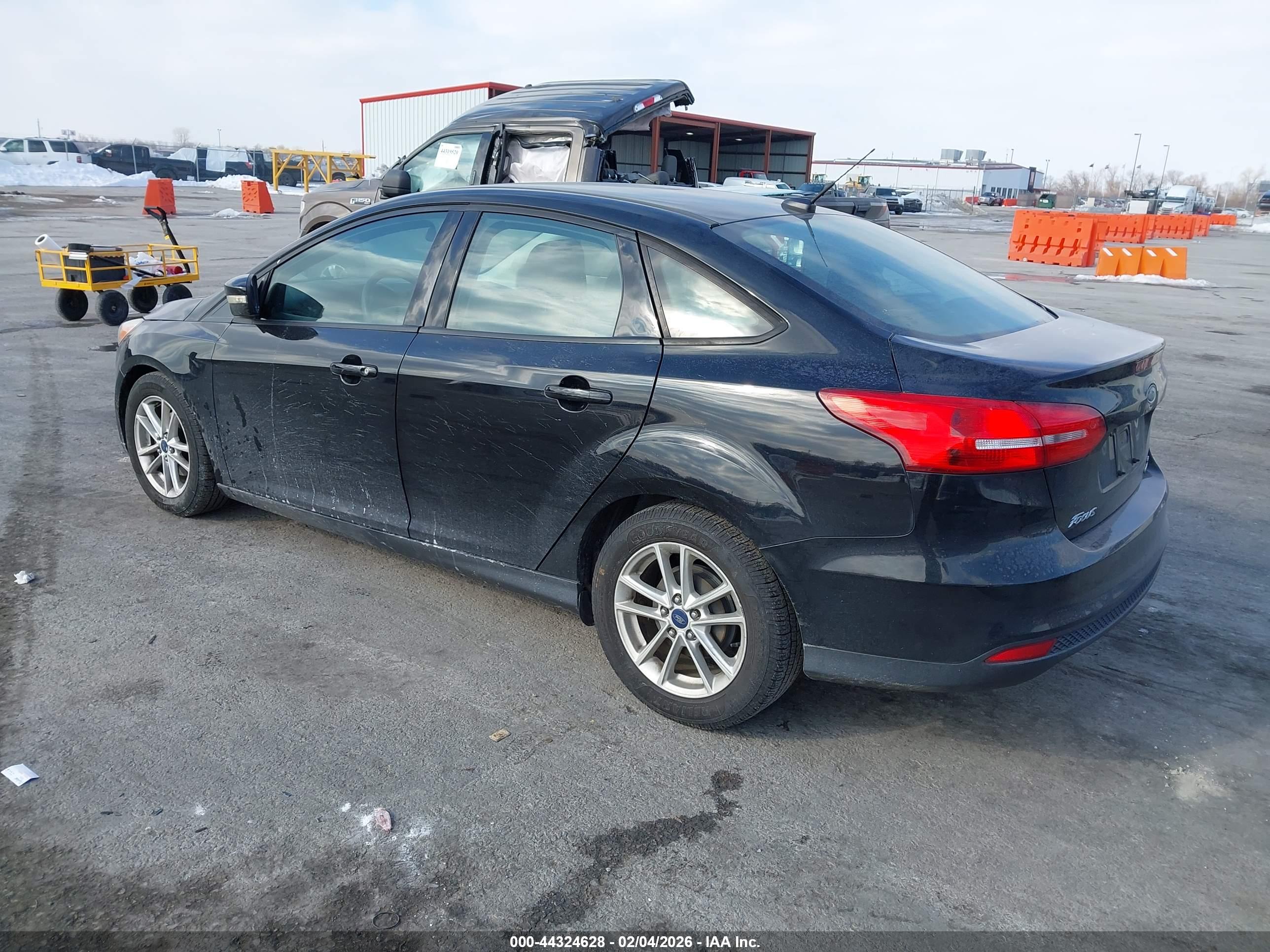 FORD FOCUS image 3