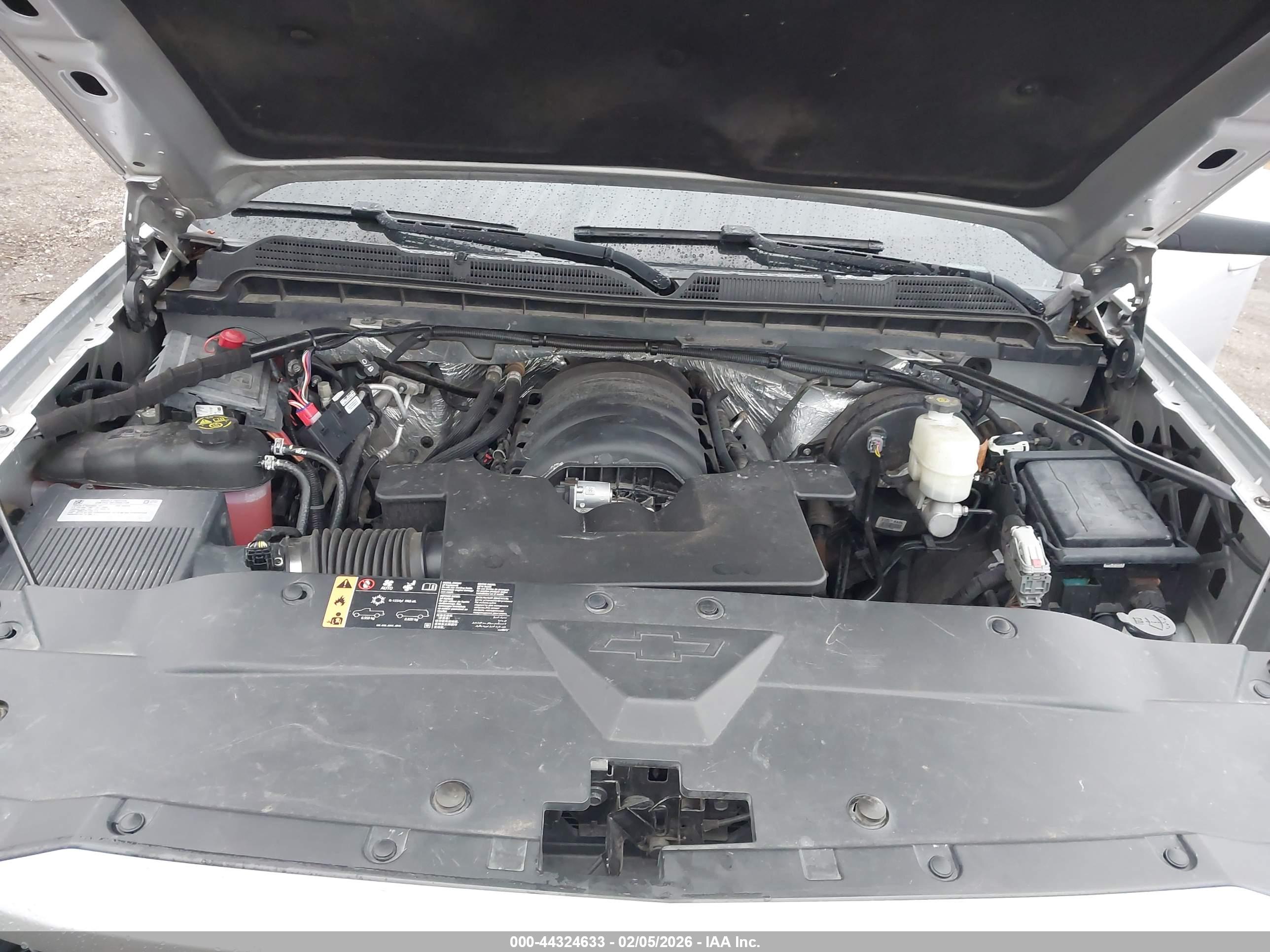 CHEVROLET SILVERADO image 10