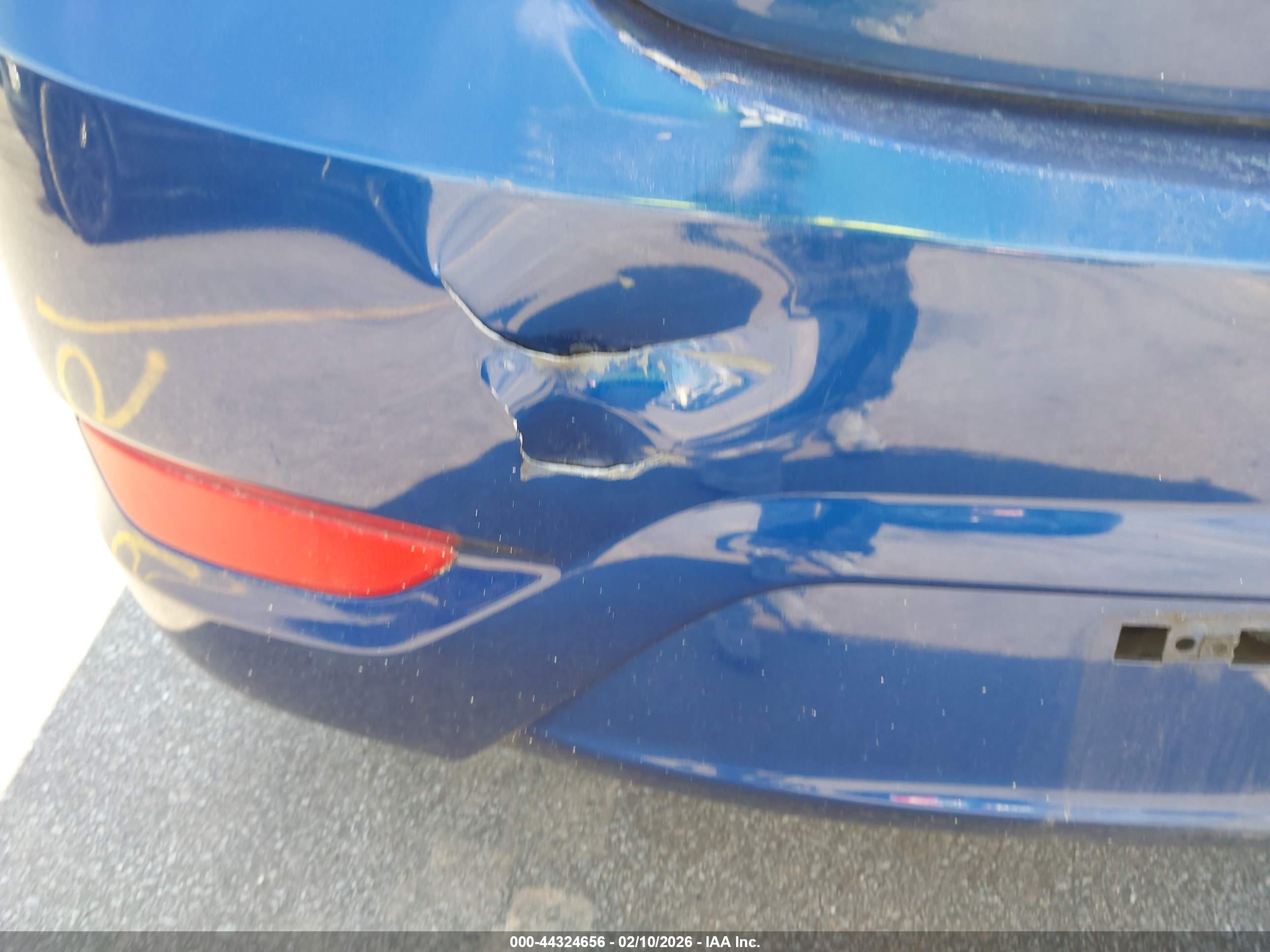 HYUNDAI ACCENT image 6