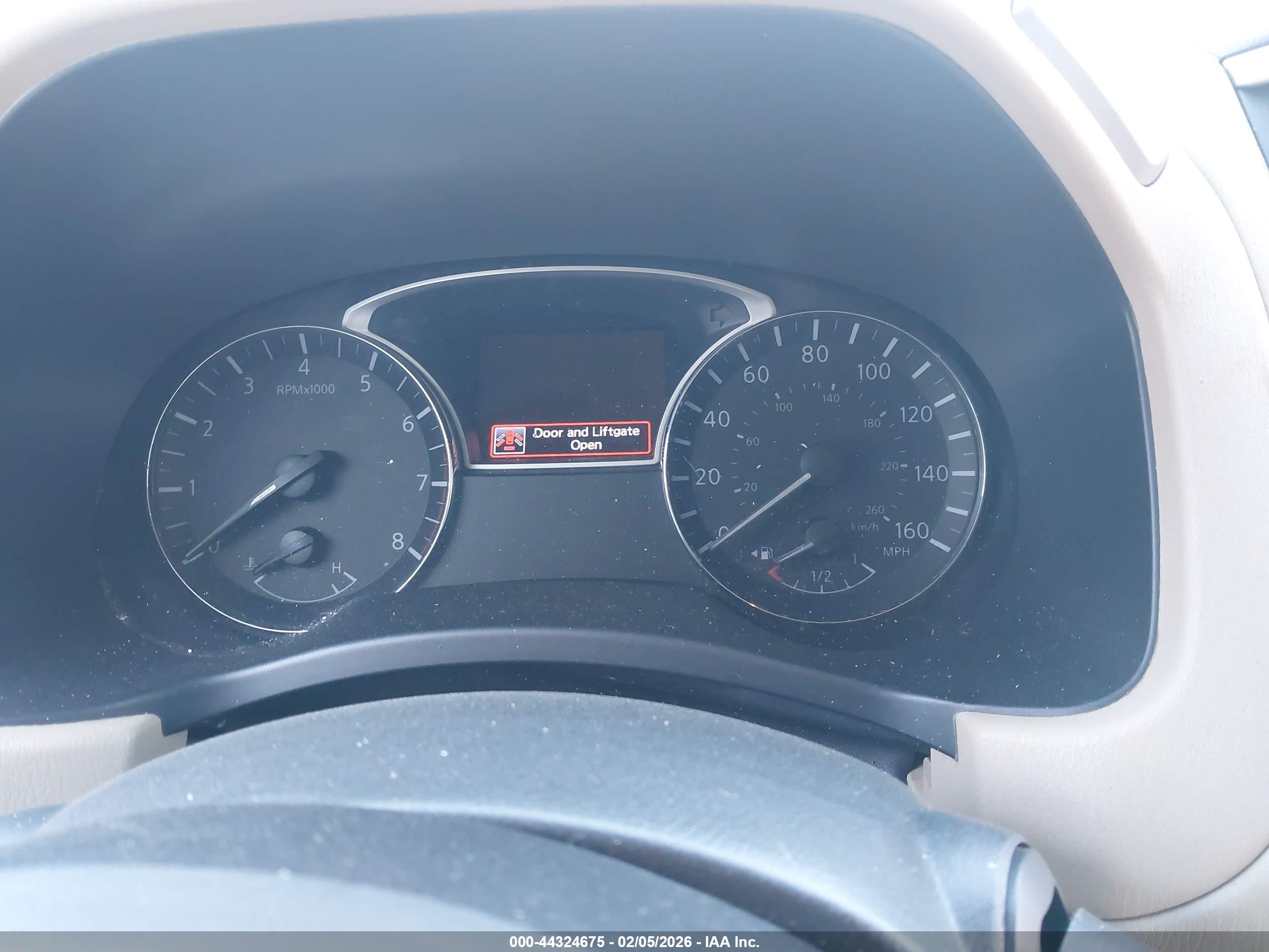 NISSAN PATHFINDER image 7