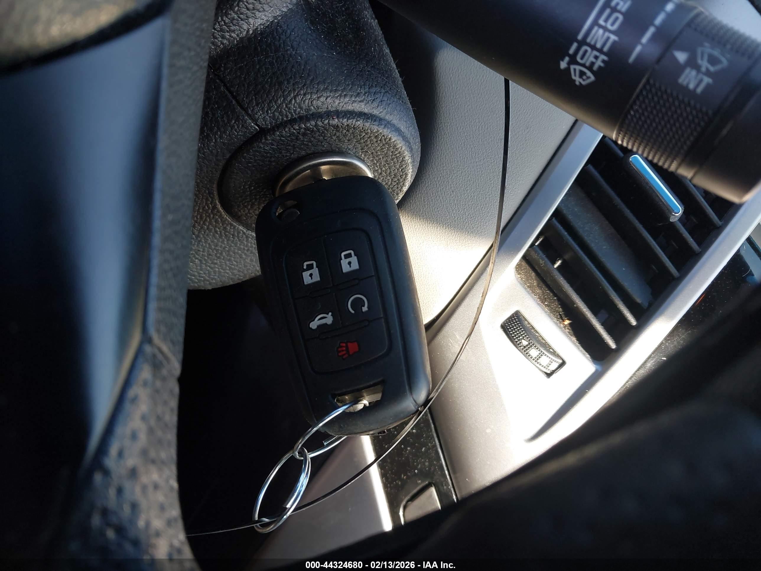 CHEVROLET CRUZE image 6