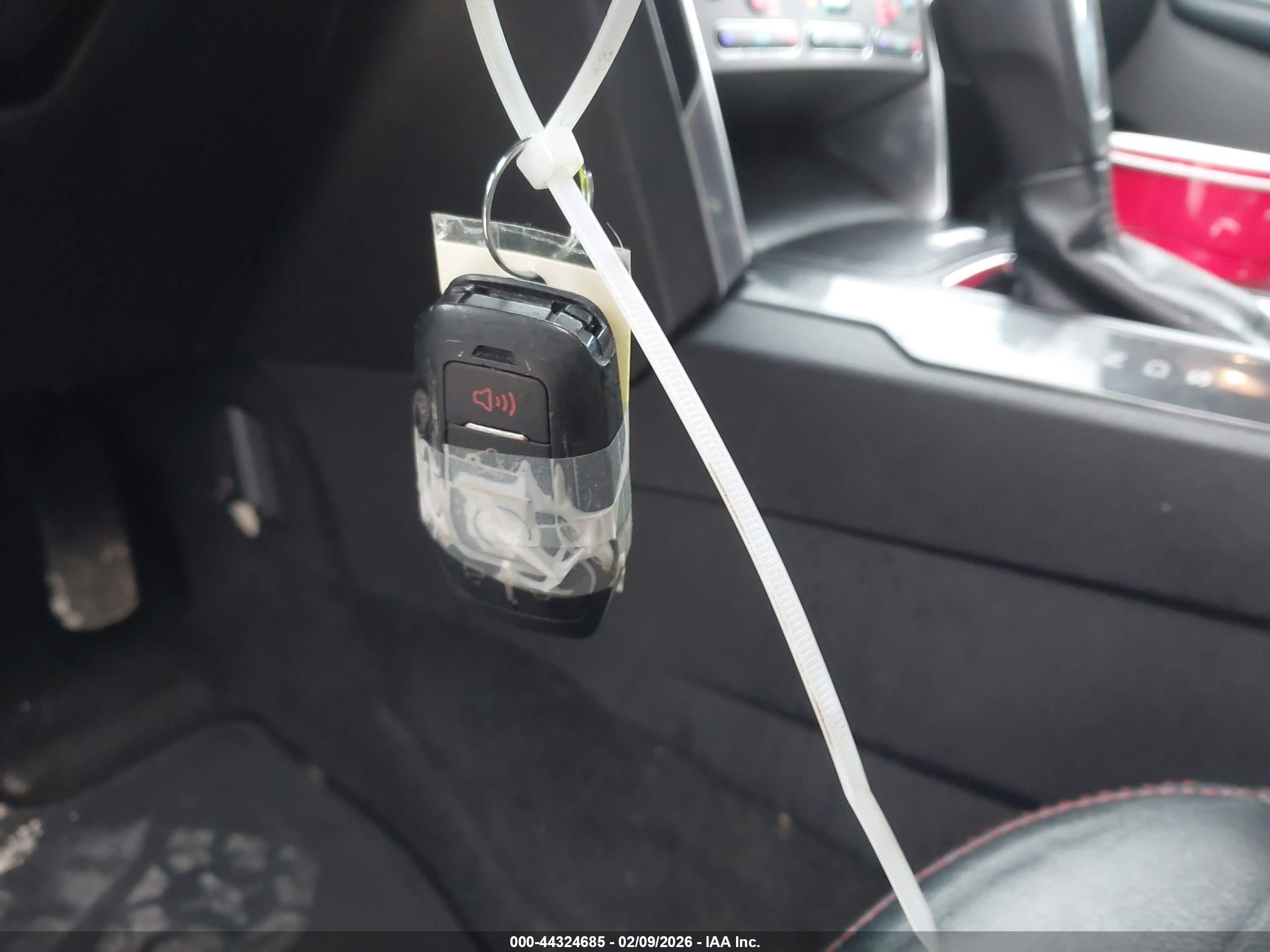 FORD EXPLORER image 11
