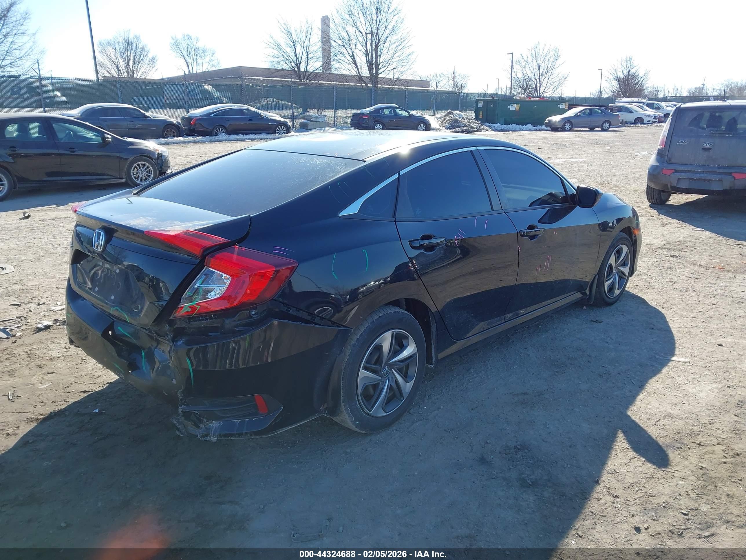 HONDA CIVIC image 4