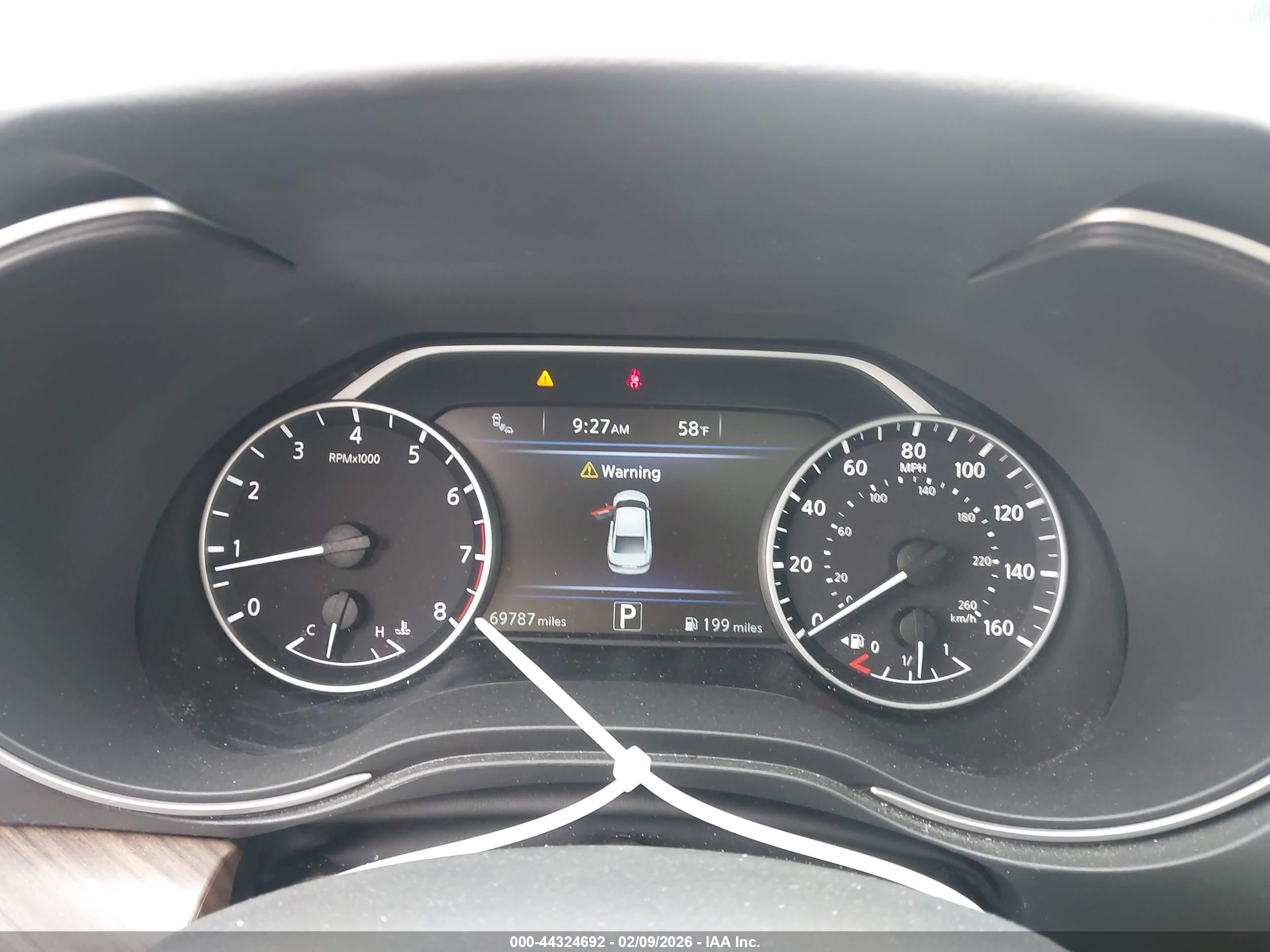 NISSAN MAXIMA image 7