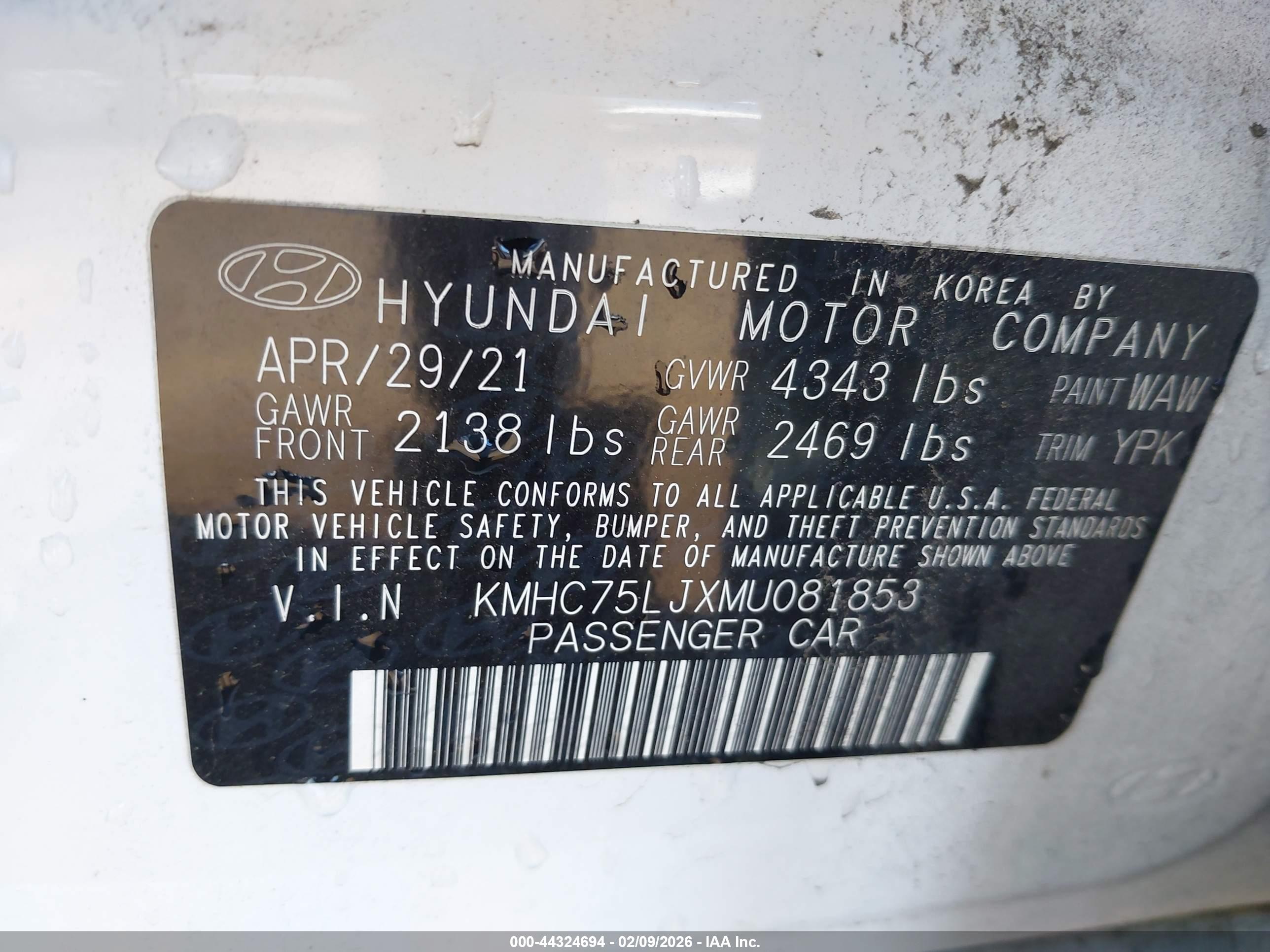 HYUNDAI IONIQ image 9