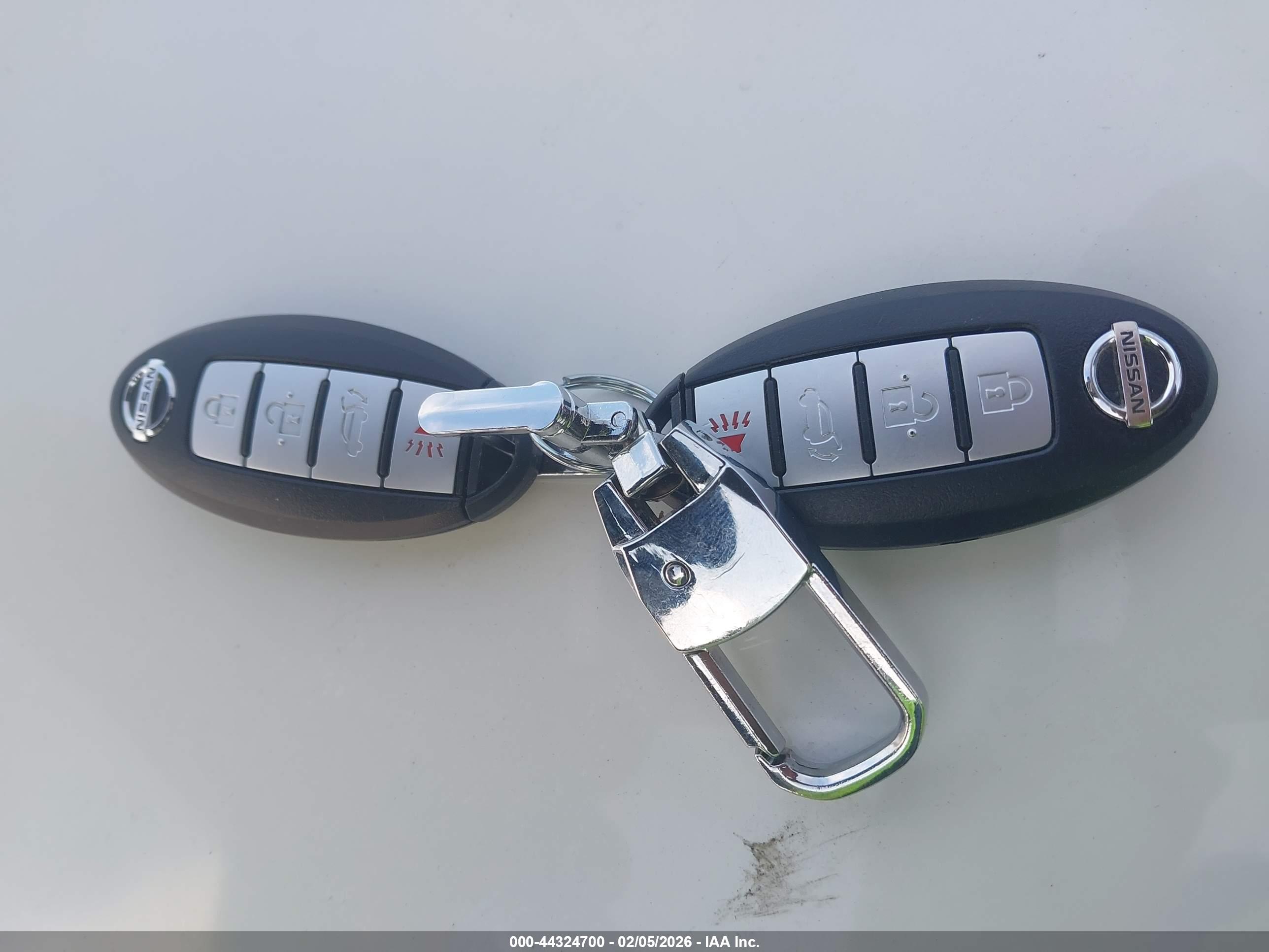 NISSAN MURANO image 11