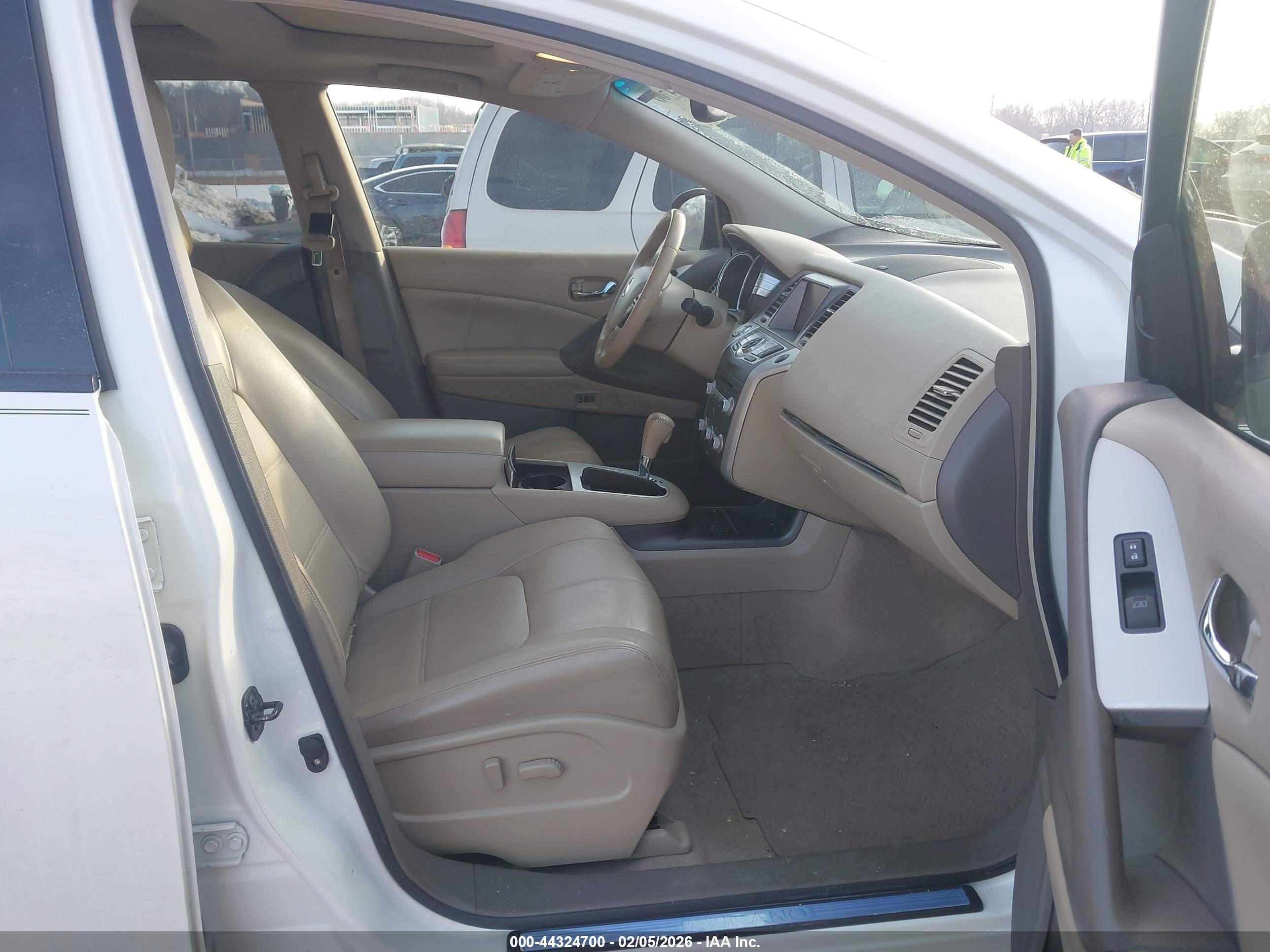 NISSAN MURANO image 5