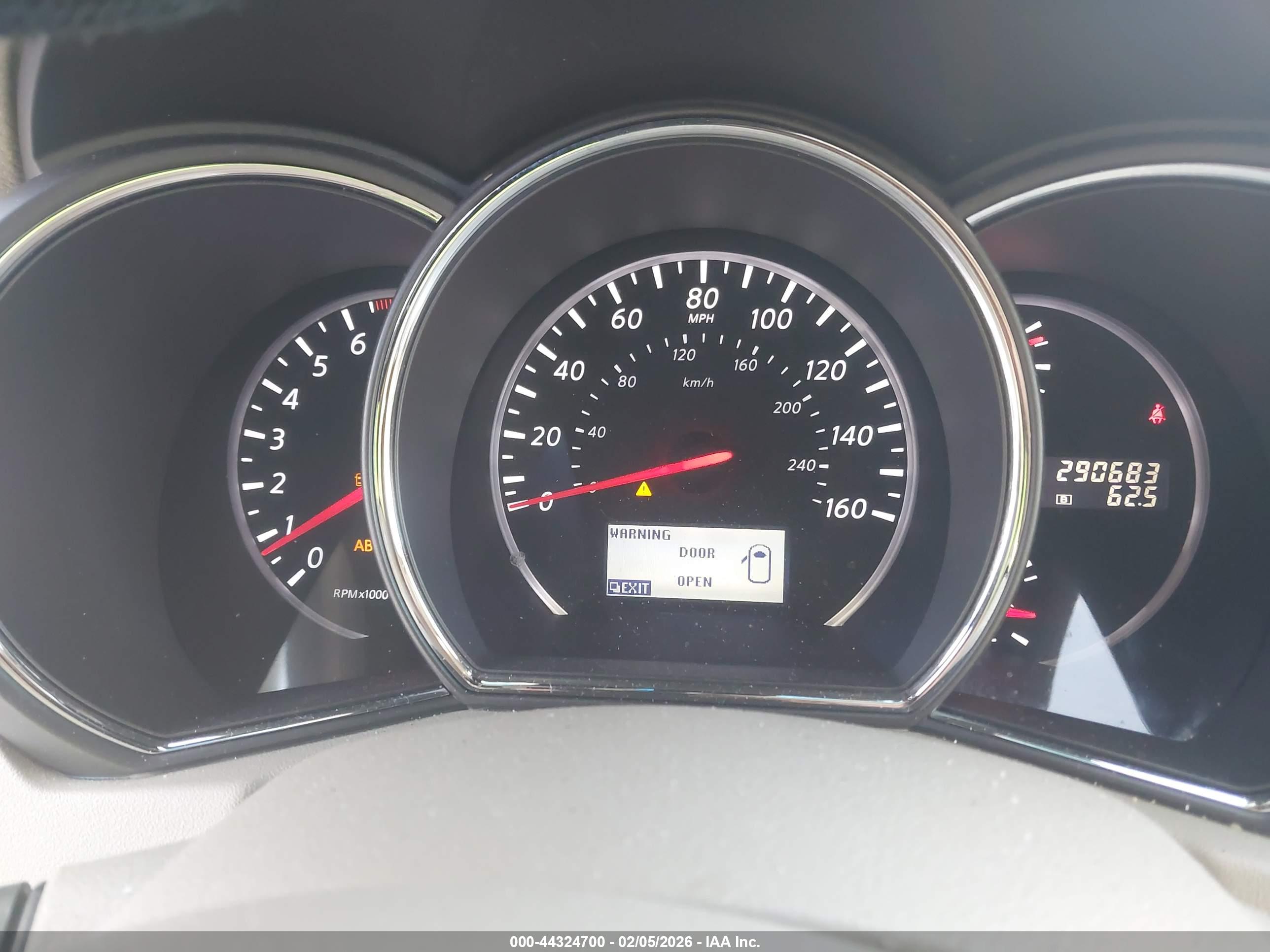 NISSAN MURANO image 7