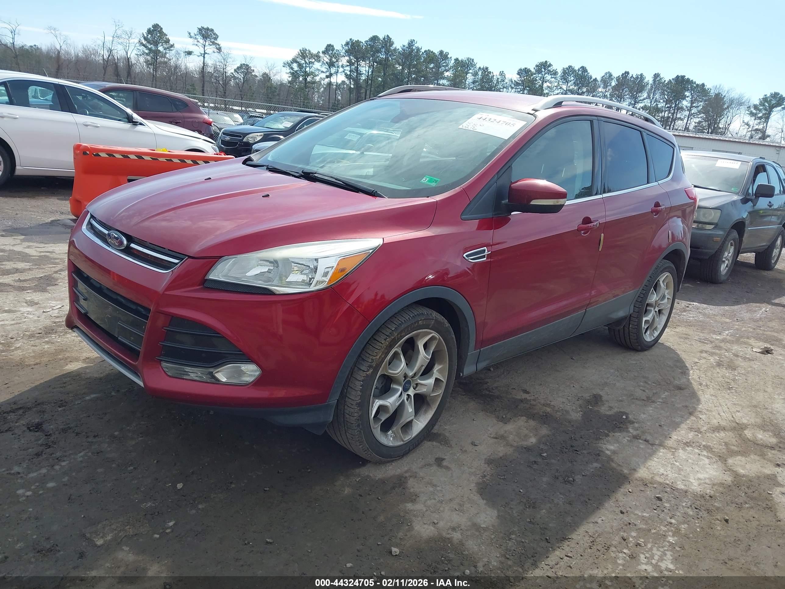 FORD ESCAPE image 2