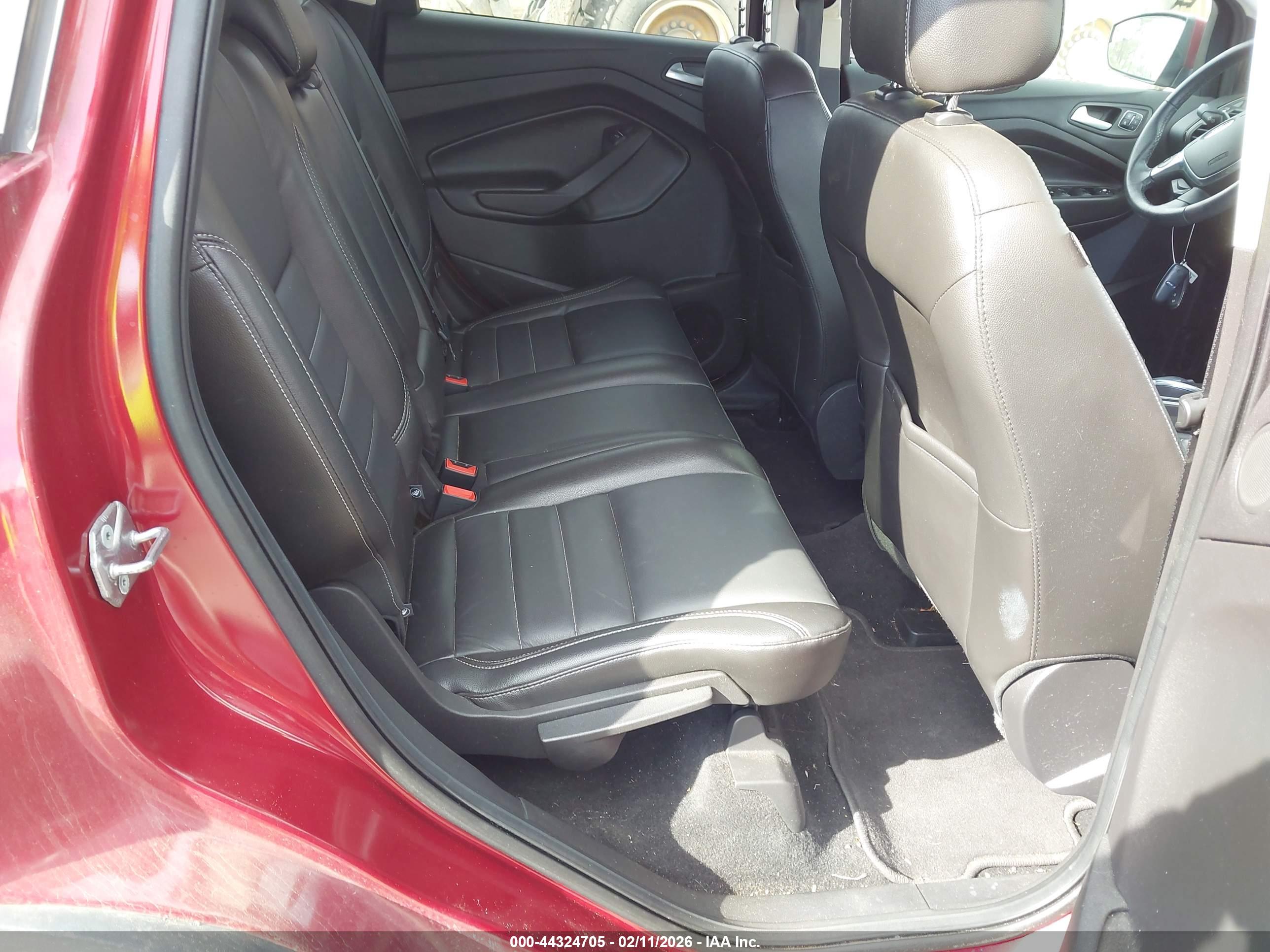 FORD ESCAPE image 8
