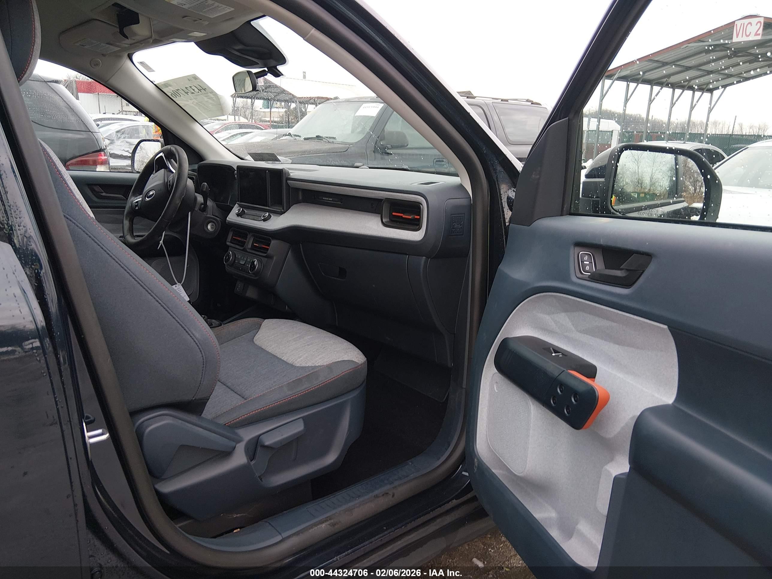 FORD MAVERICK image 5