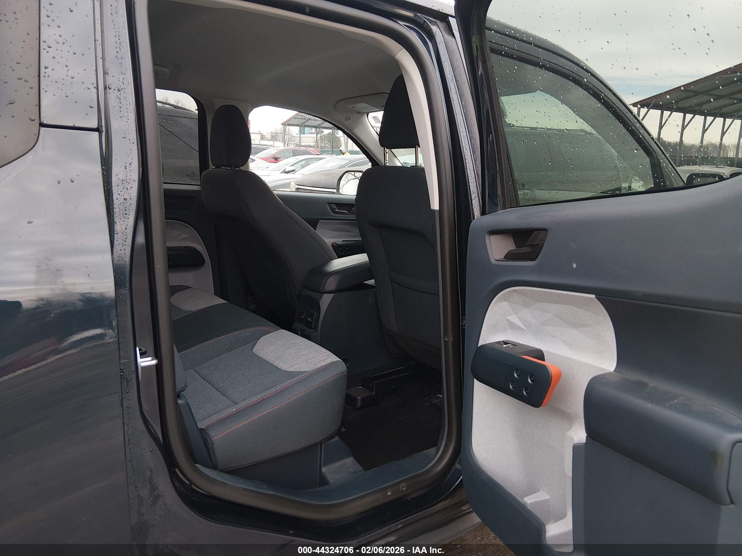 FORD MAVERICK image 8